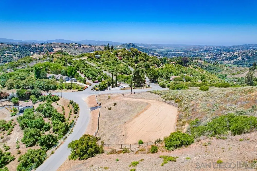https://cdn.realtyfeed.com/cdn/127/250036813/3a97d9921e066f98baa12ce7e03e834c.webp