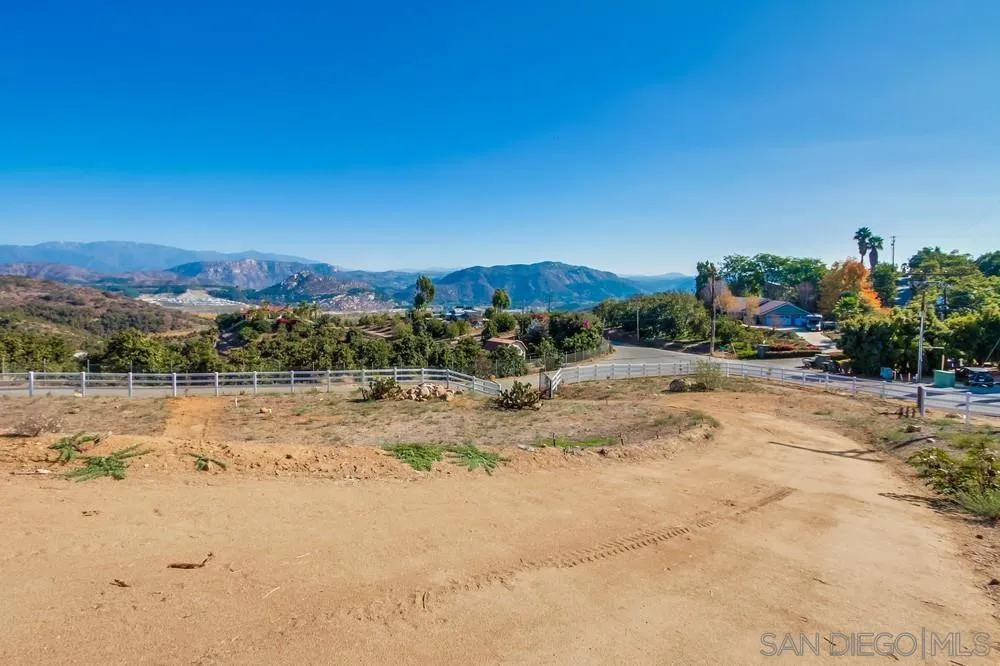 https://cdn.realtyfeed.com/cdn/127/250036813/430a3b0a2b20cfbc1742a009e9f39db0.webp