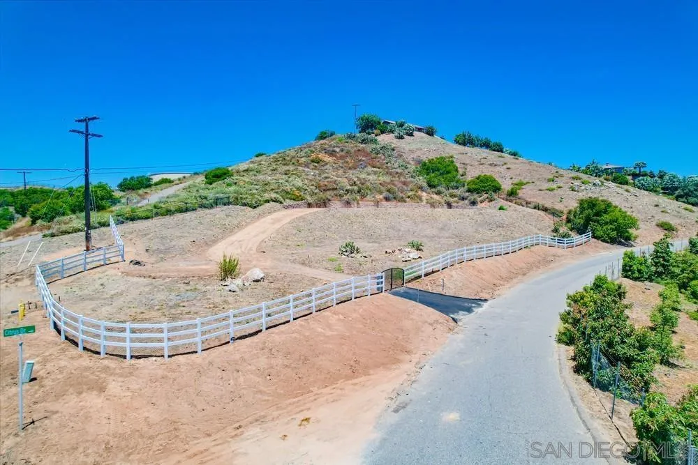 https://cdn.realtyfeed.com/cdn/127/250036813/54fad65014ec60aa0eea6f6f8ad53e4a.webp