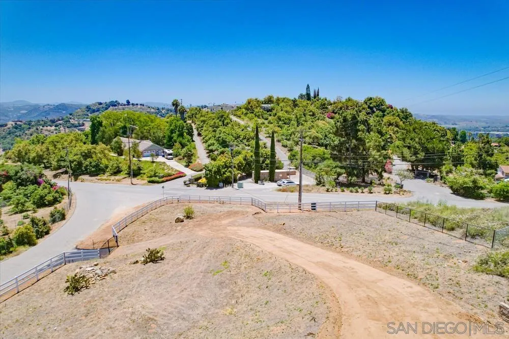 https://cdn.realtyfeed.com/cdn/127/250036813/6e413810c04014b3c31d84c376447a0a.webp