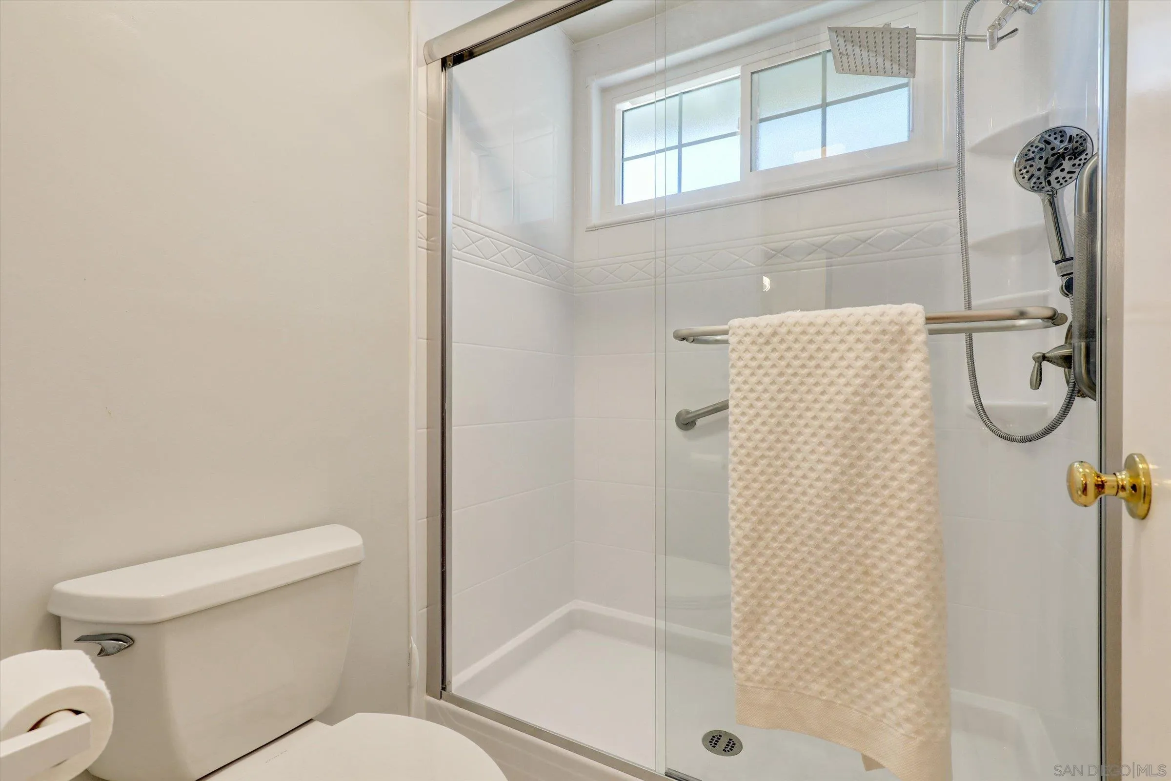 https://cdn.realtyfeed.com/cdn/127/250036815/a84c345761989d52d262f420487a21f2.webp