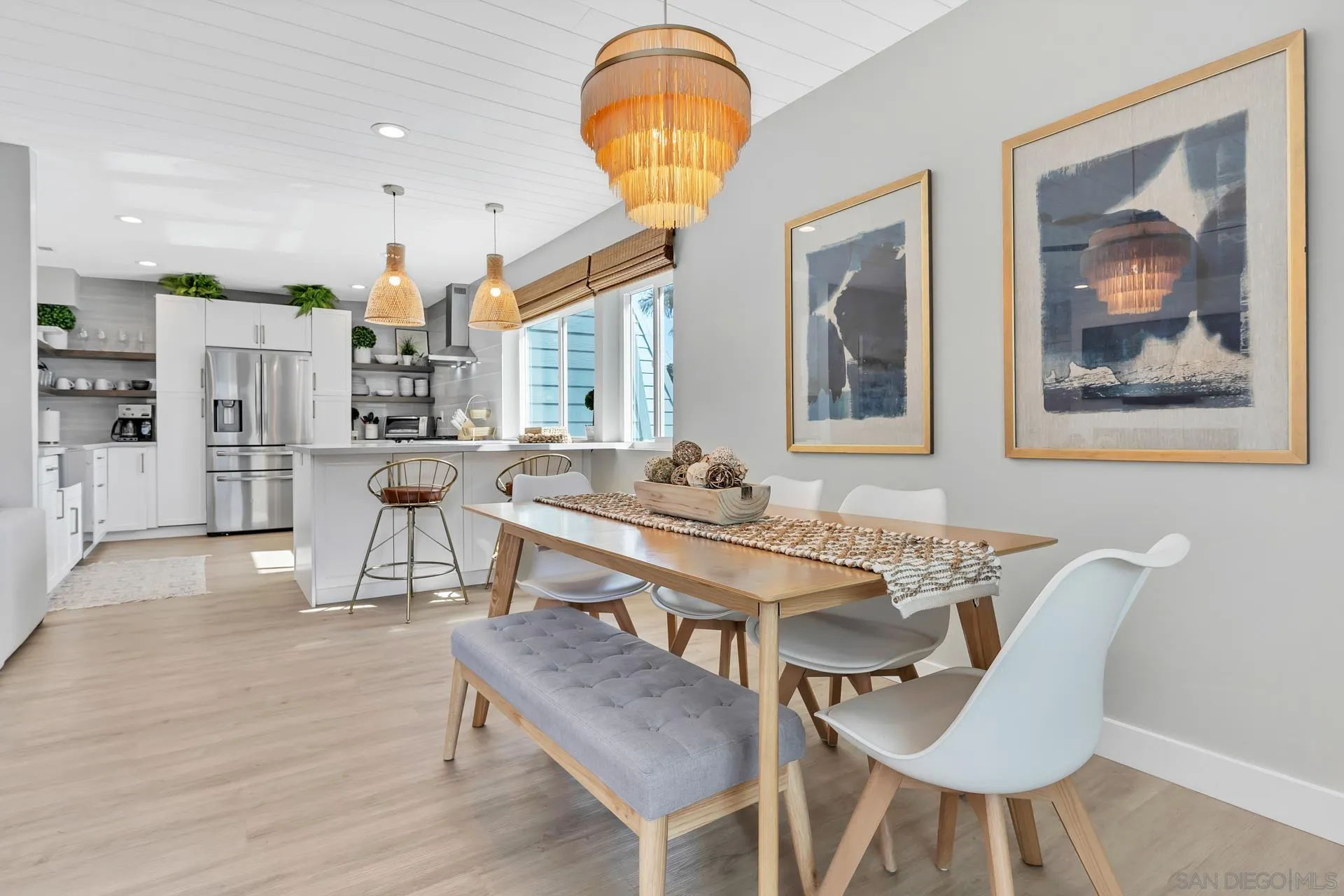 https://cdn.realtyfeed.com/cdn/127/250036823/72f5e2ec54fbd3ecb411744e6016eece.webp
