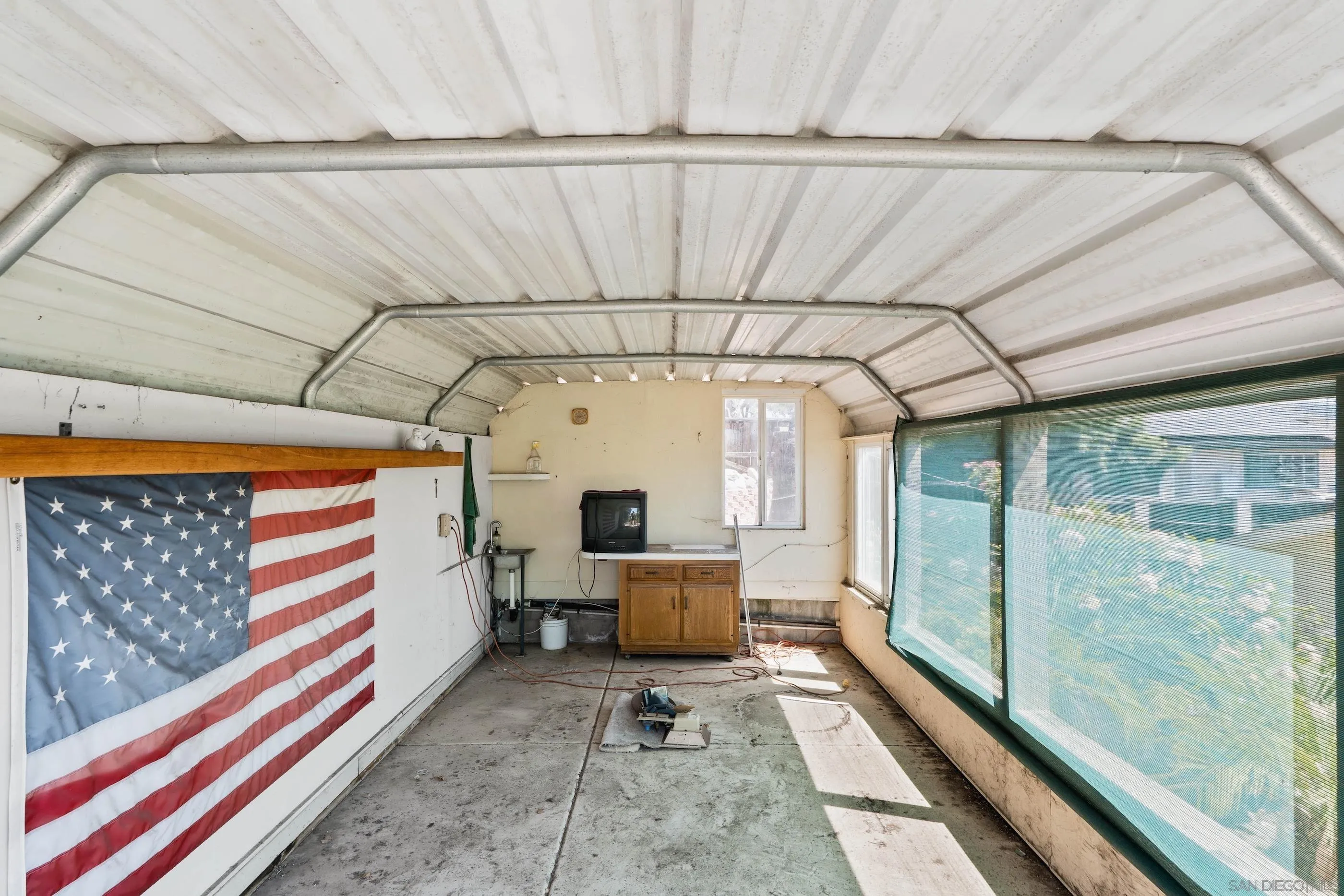 https://cdn.realtyfeed.com/cdn/127/250036824/68b796ecba69075877bc671adb423b6b.webp
