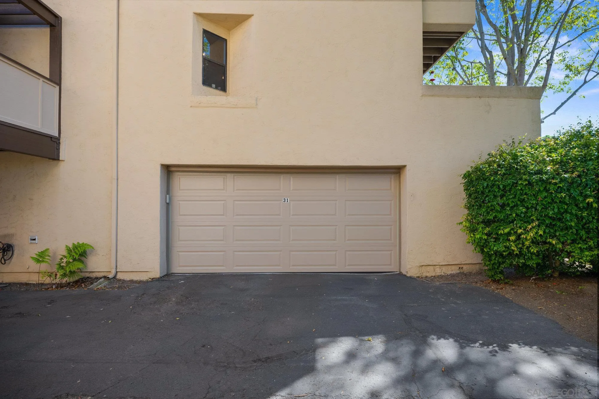 https://cdn.realtyfeed.com/cdn/127/250036825/c240a8c1071a01f7beaa958460ce3037.webp