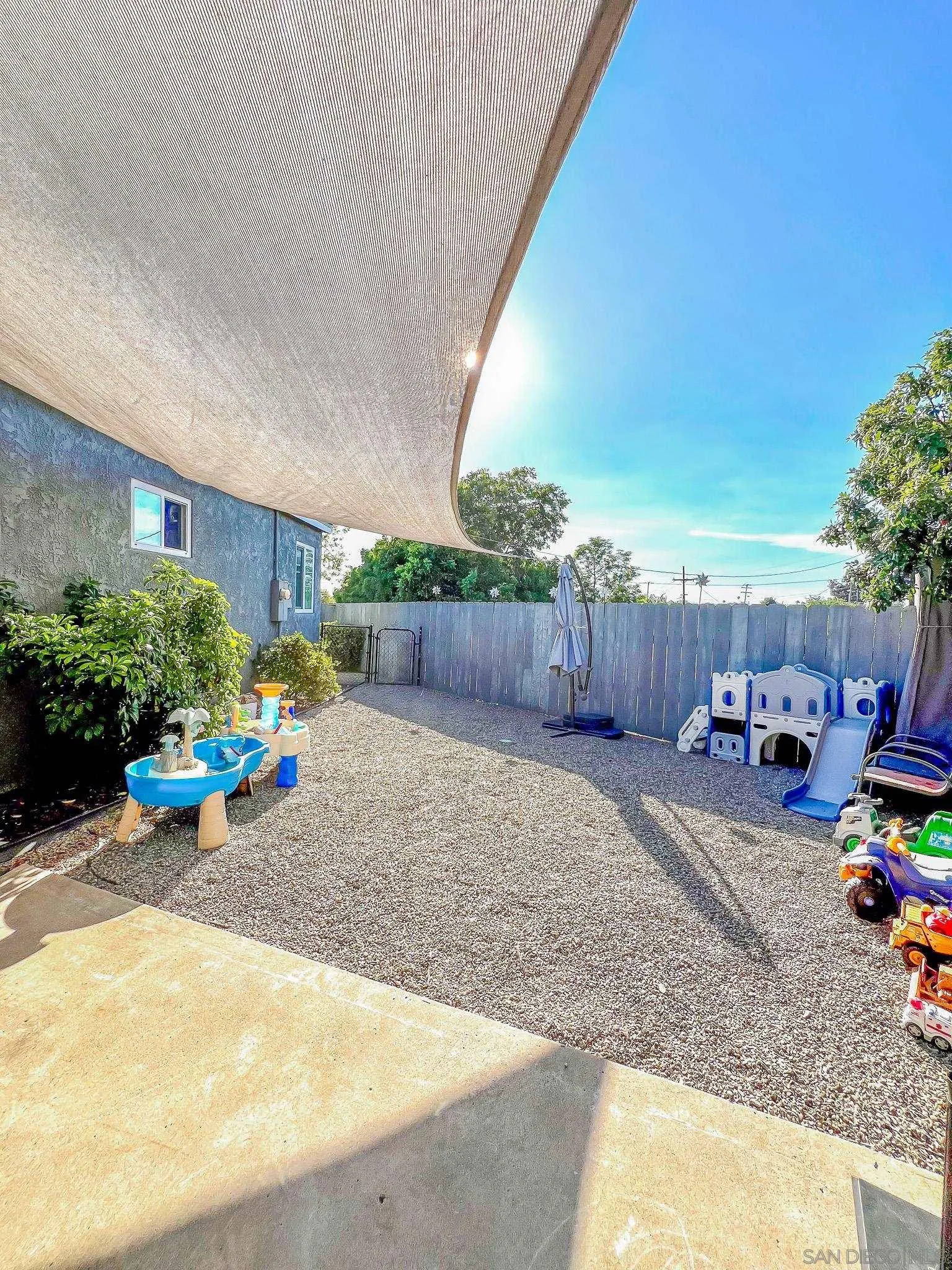 https://cdn.realtyfeed.com/cdn/127/250036827/a459ef883d9692b98409e4a8f87a50ef.webp