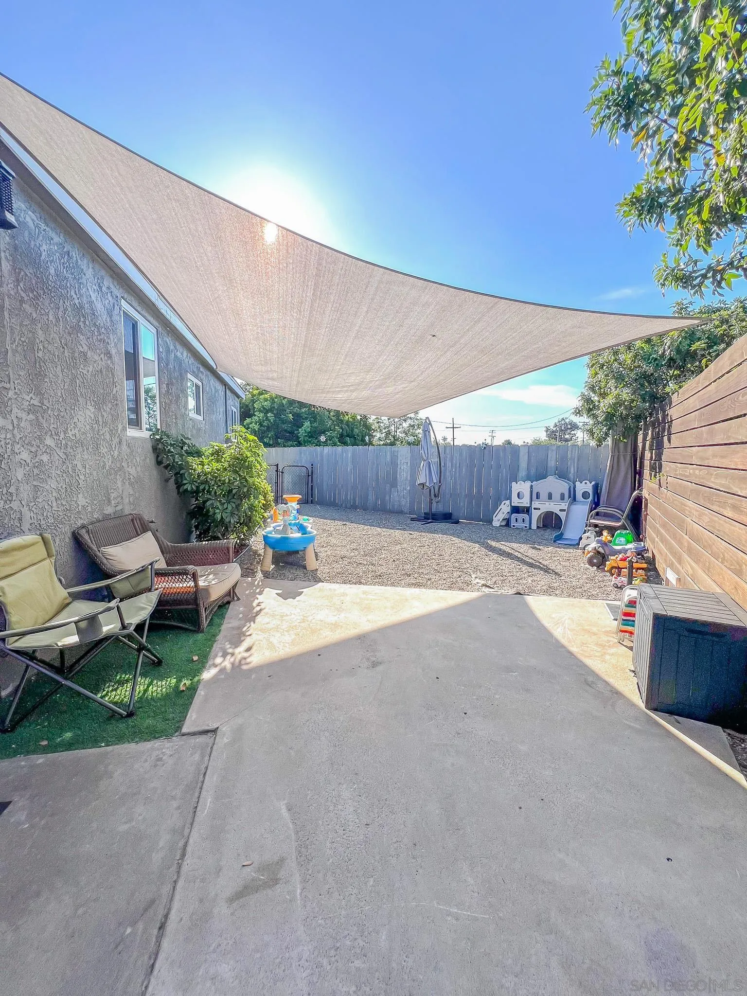 https://cdn.realtyfeed.com/cdn/127/250036827/d26ece06ded2ed469f4b7b4f3d62beb2.webp