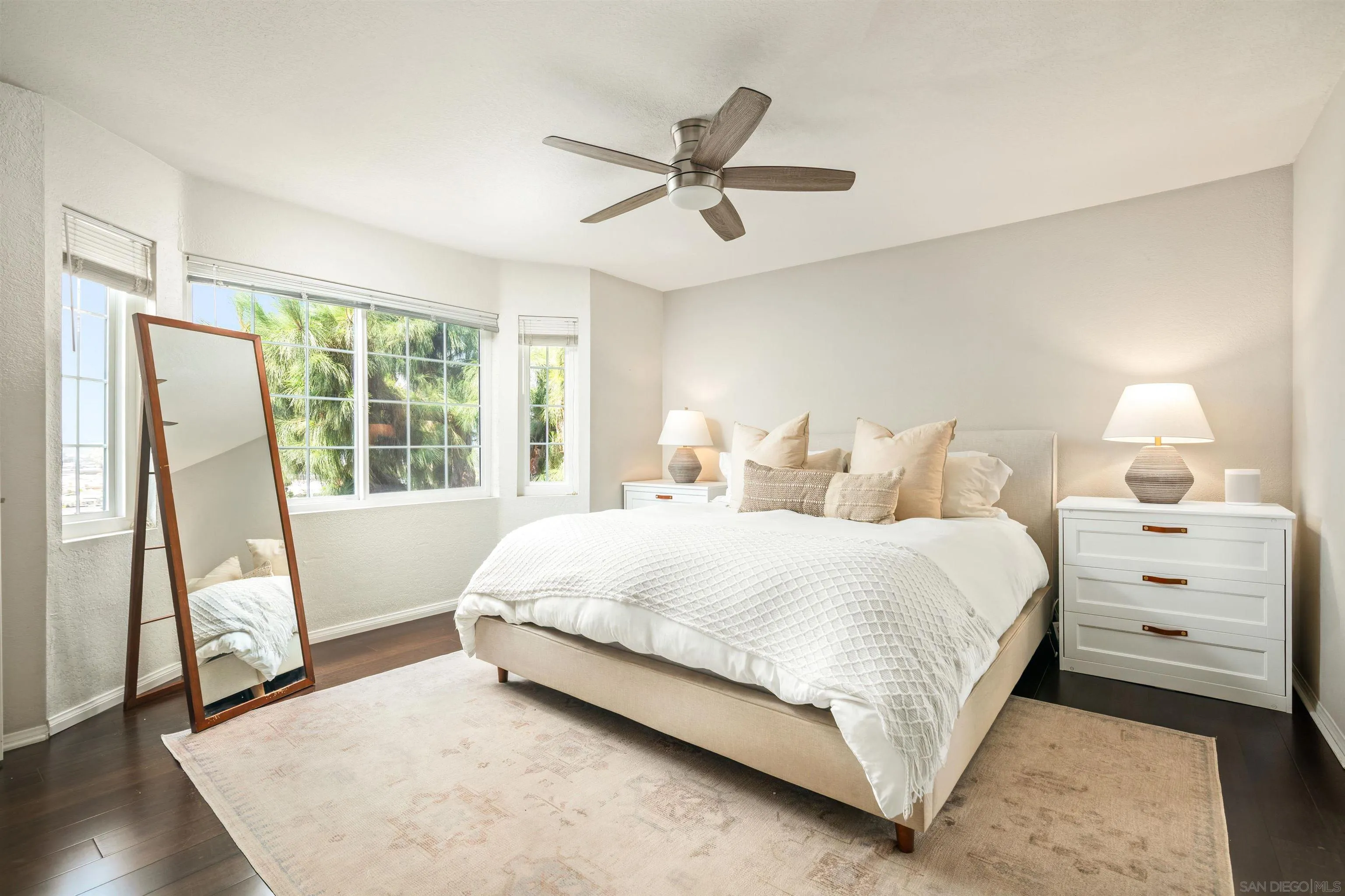 https://cdn.realtyfeed.com/cdn/127/250036829/f5ca6e27889ffe66288ccb10d541c5cb.webp