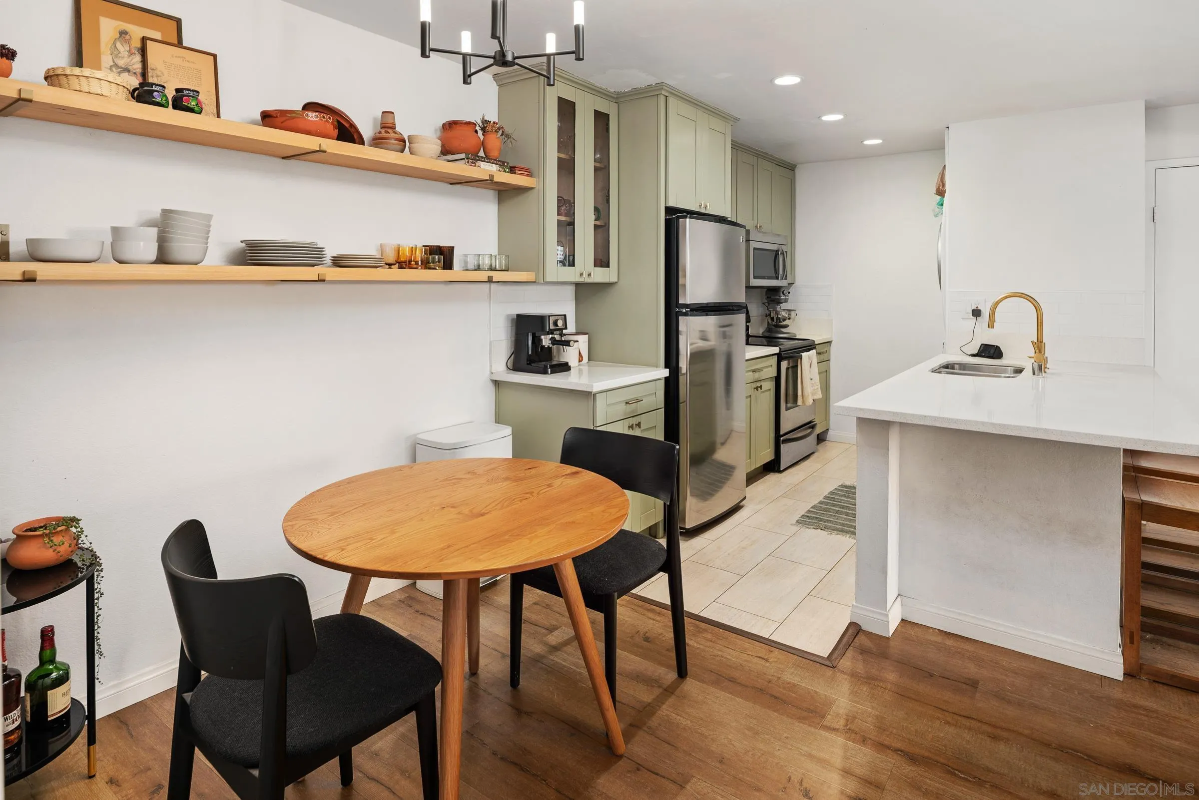 https://cdn.realtyfeed.com/cdn/127/250036830/bb39fbfdc55b02825de7fa5fc8d9ac93.webp