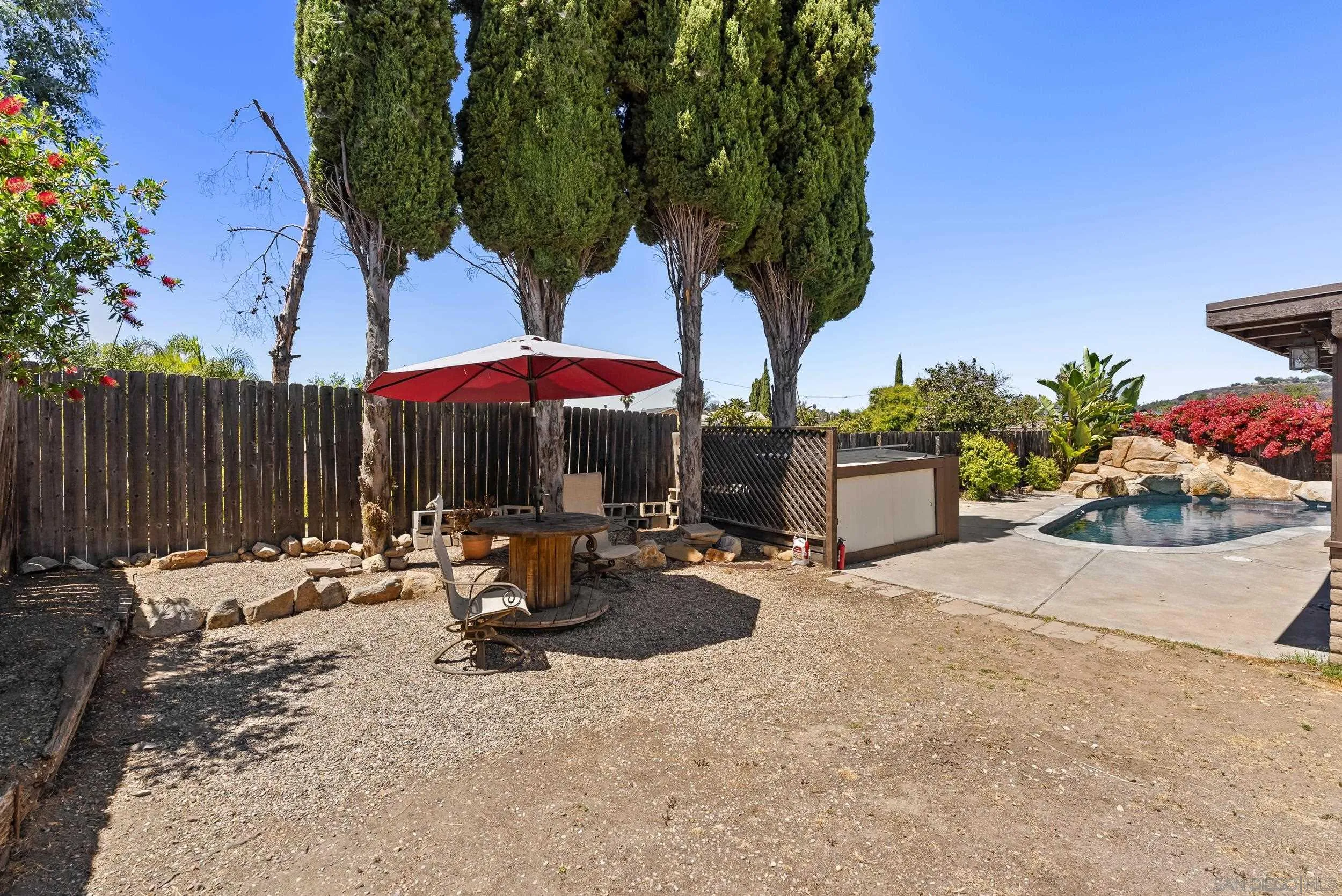 https://cdn.realtyfeed.com/cdn/127/250036832/24788d2fad2b36b1016d20e3c0e71948.webp