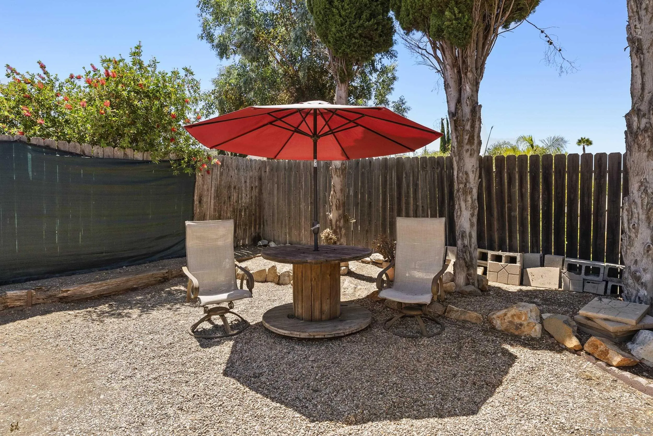 https://cdn.realtyfeed.com/cdn/127/250036832/7f1d5eb272f6c186488f1ab247dd7e71.webp