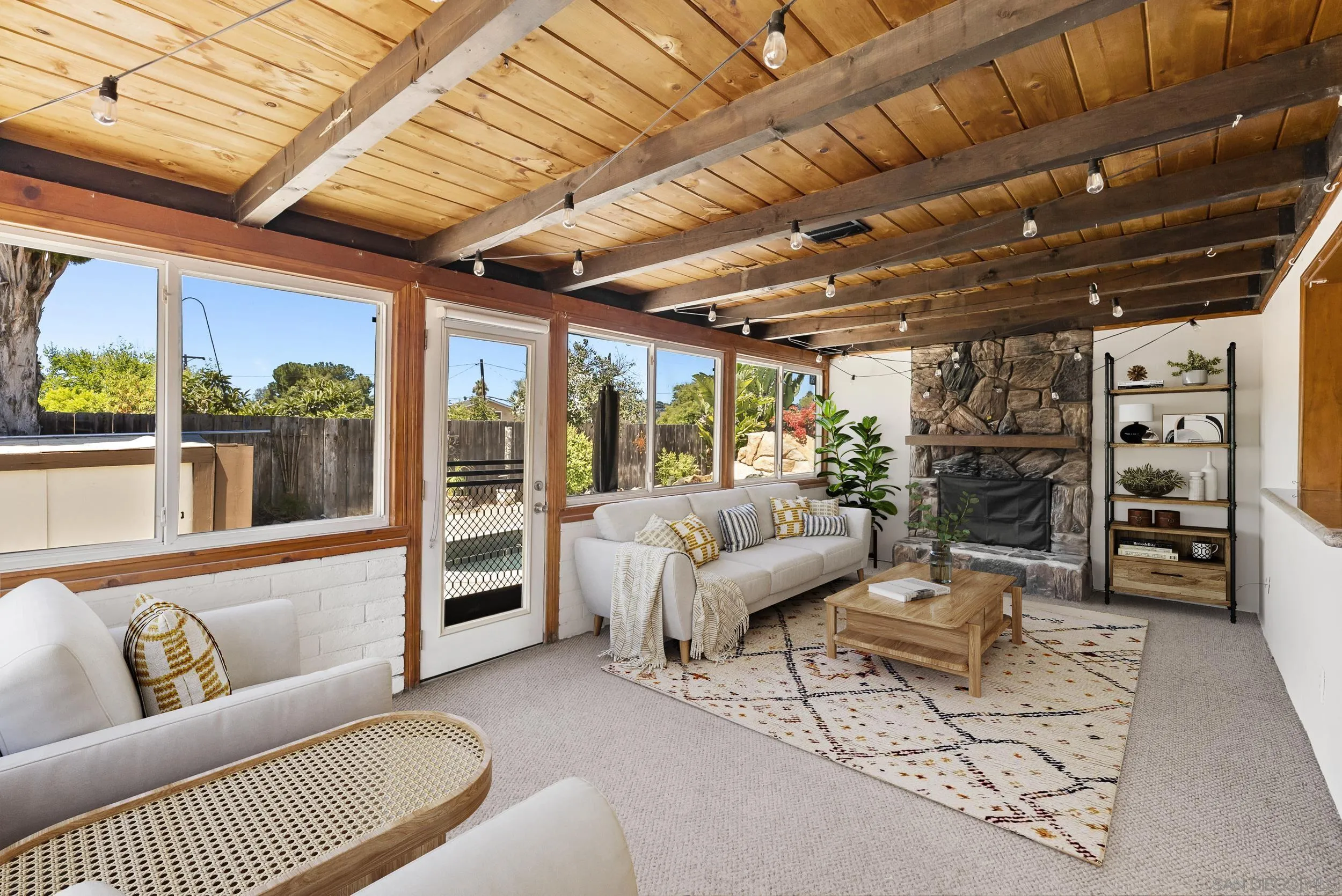 https://cdn.realtyfeed.com/cdn/127/250036832/8255a7676b7dc19e700580d47115bb31.webp