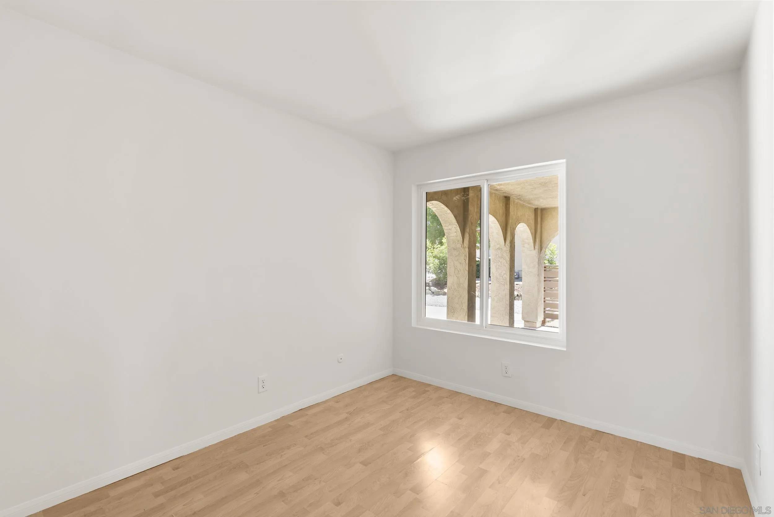 https://cdn.realtyfeed.com/cdn/127/250036832/86743dab8abf6d446c8e6cec1fdf1276.webp