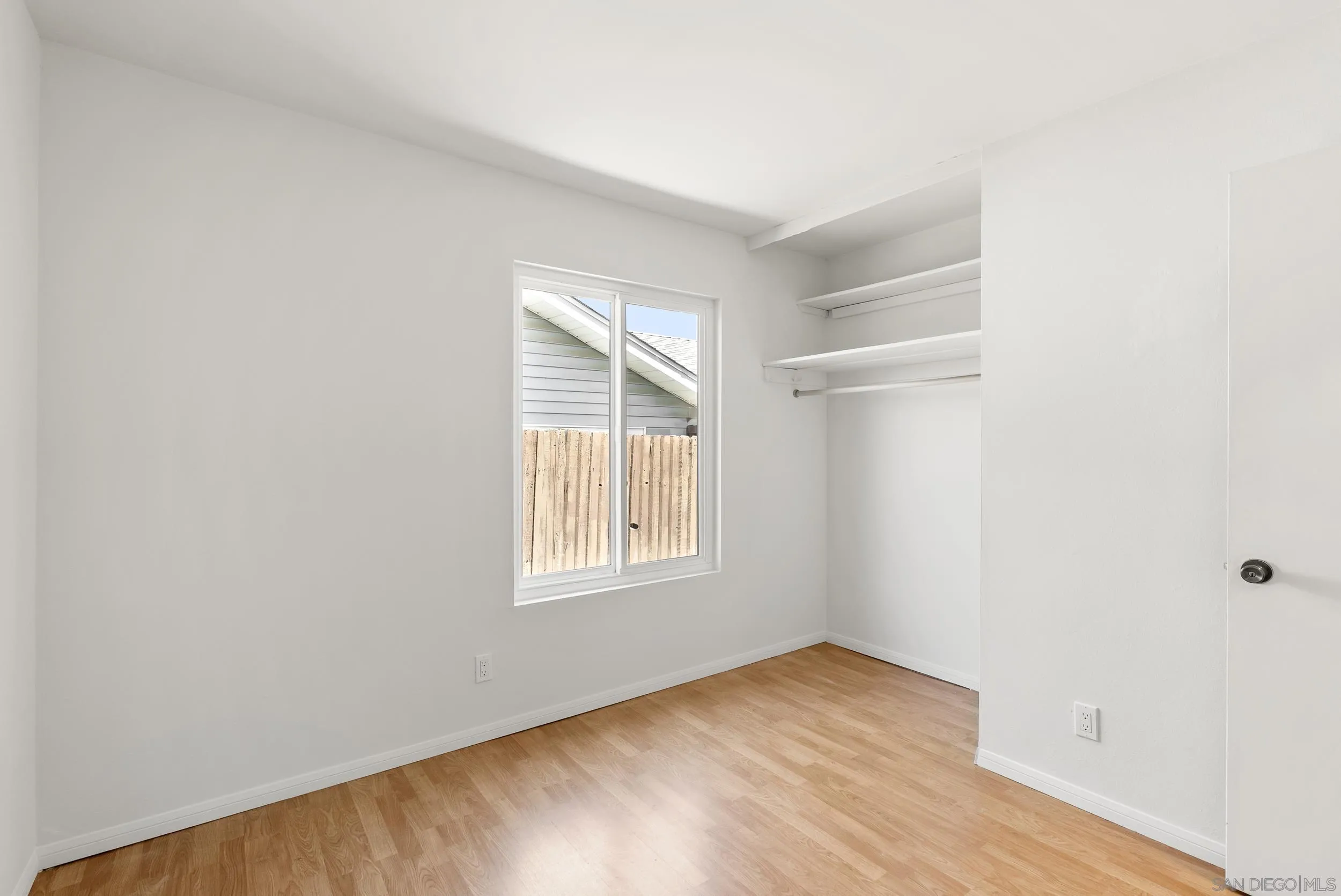 https://cdn.realtyfeed.com/cdn/127/250036832/abe55d0e3739fe4553a860c6e9ee490f.webp
