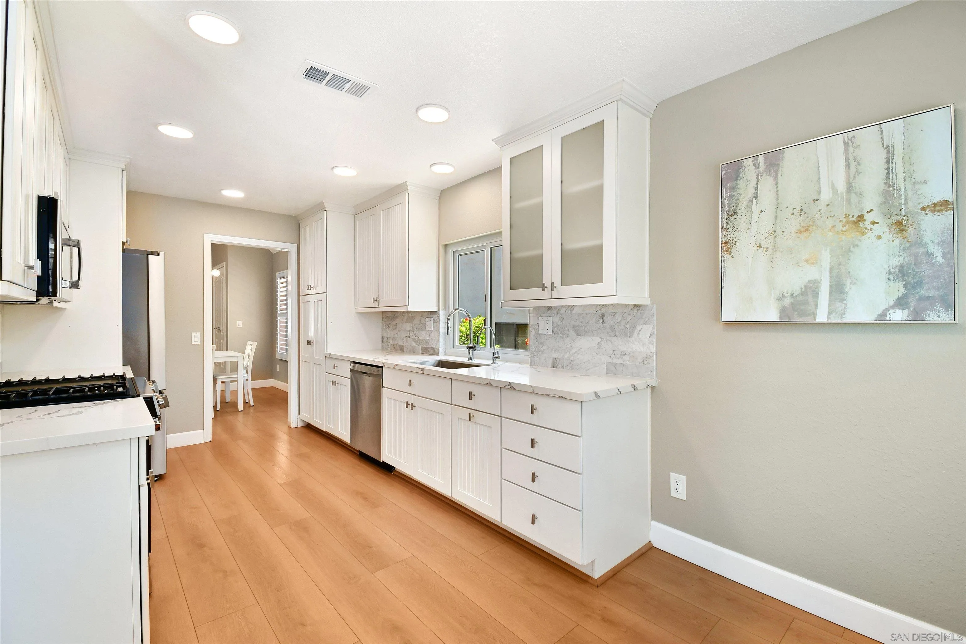 https://cdn.realtyfeed.com/cdn/127/250036836/0e8db45be0414ad4e0802ecdeaee1003.webp