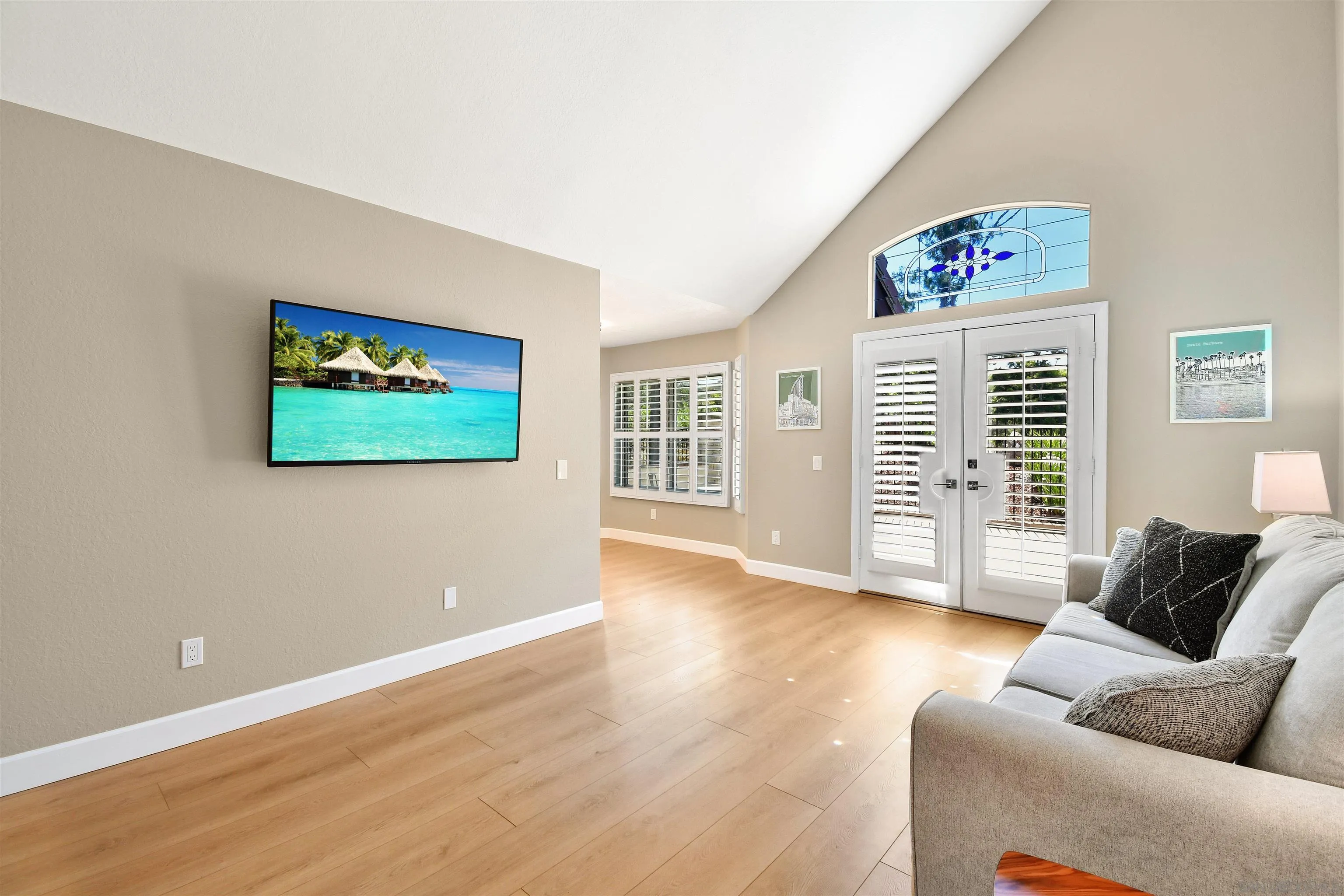 https://cdn.realtyfeed.com/cdn/127/250036836/cff9b78a311299d9976944927d62fc6d.webp