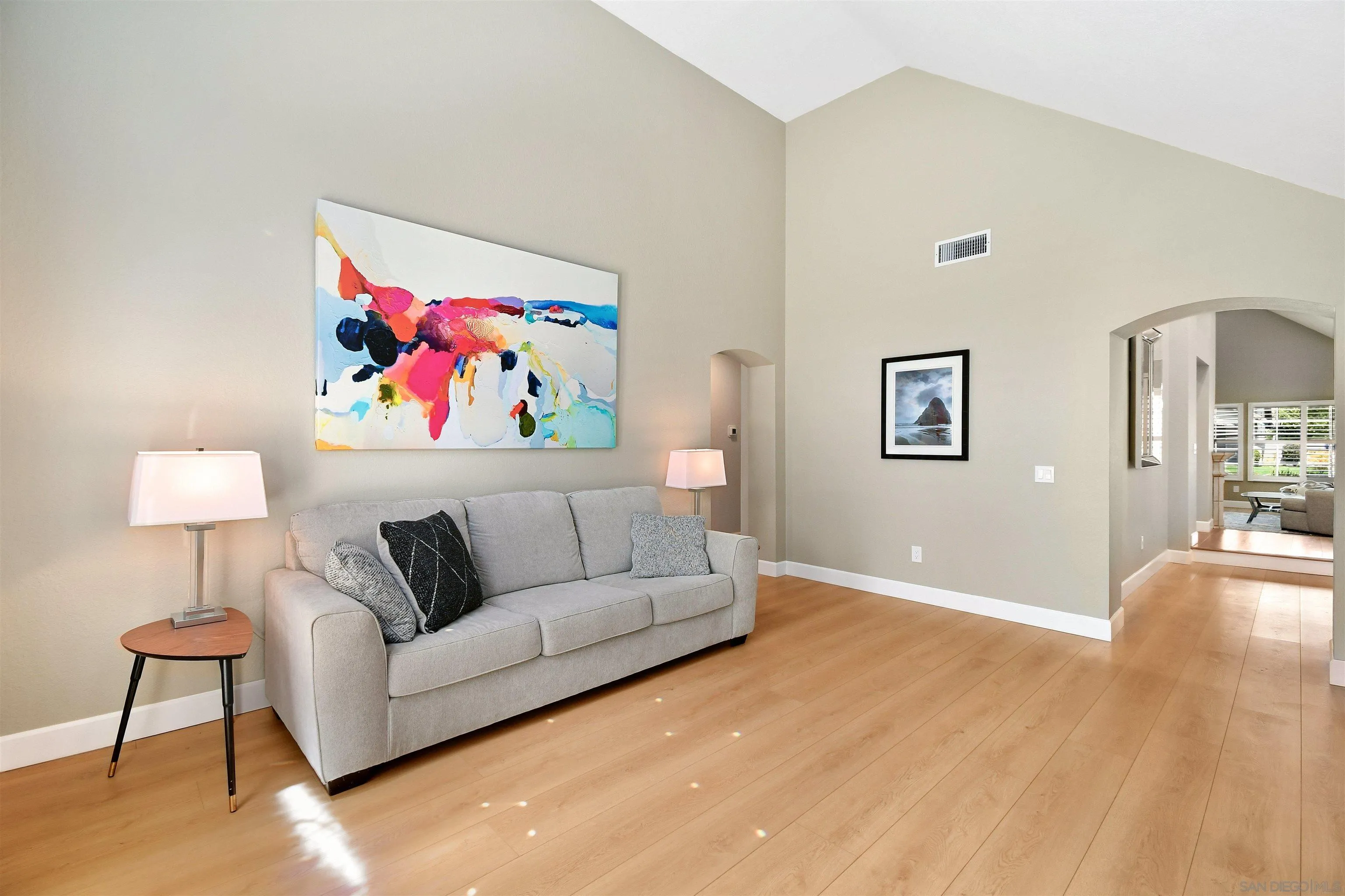 https://cdn.realtyfeed.com/cdn/127/250036836/e35f54d0ee8ffea88b854ce346dc5914.webp