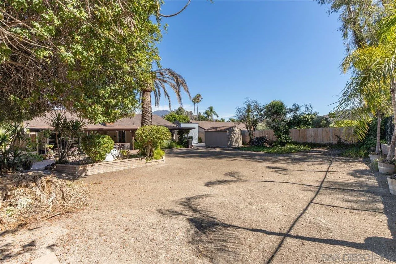 https://cdn.realtyfeed.com/cdn/127/250036837/257e8bdba32d5bbc98e422fafc17d4bf.webp
