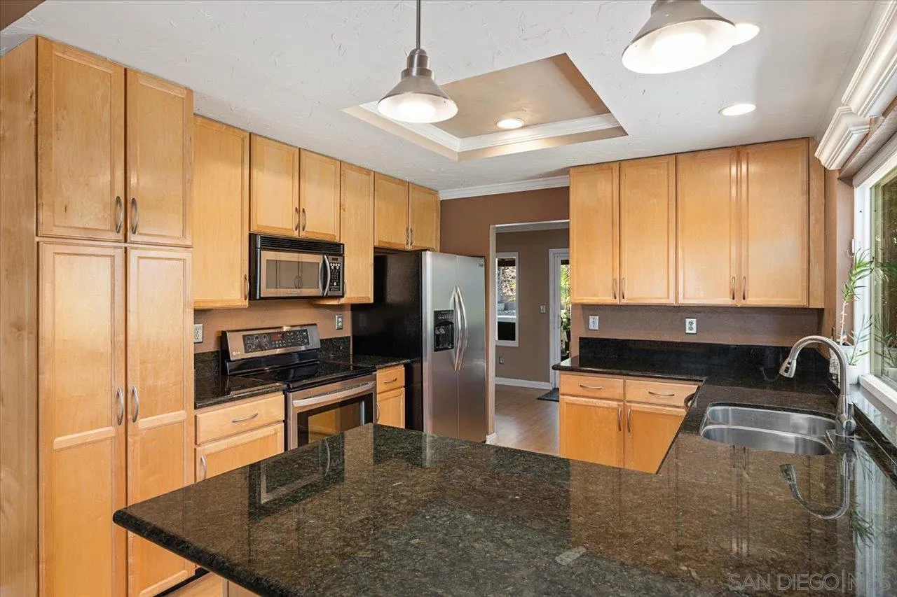 https://cdn.realtyfeed.com/cdn/127/250036837/45d513ecc8cf9f5335822a96a5c0d0a8.webp