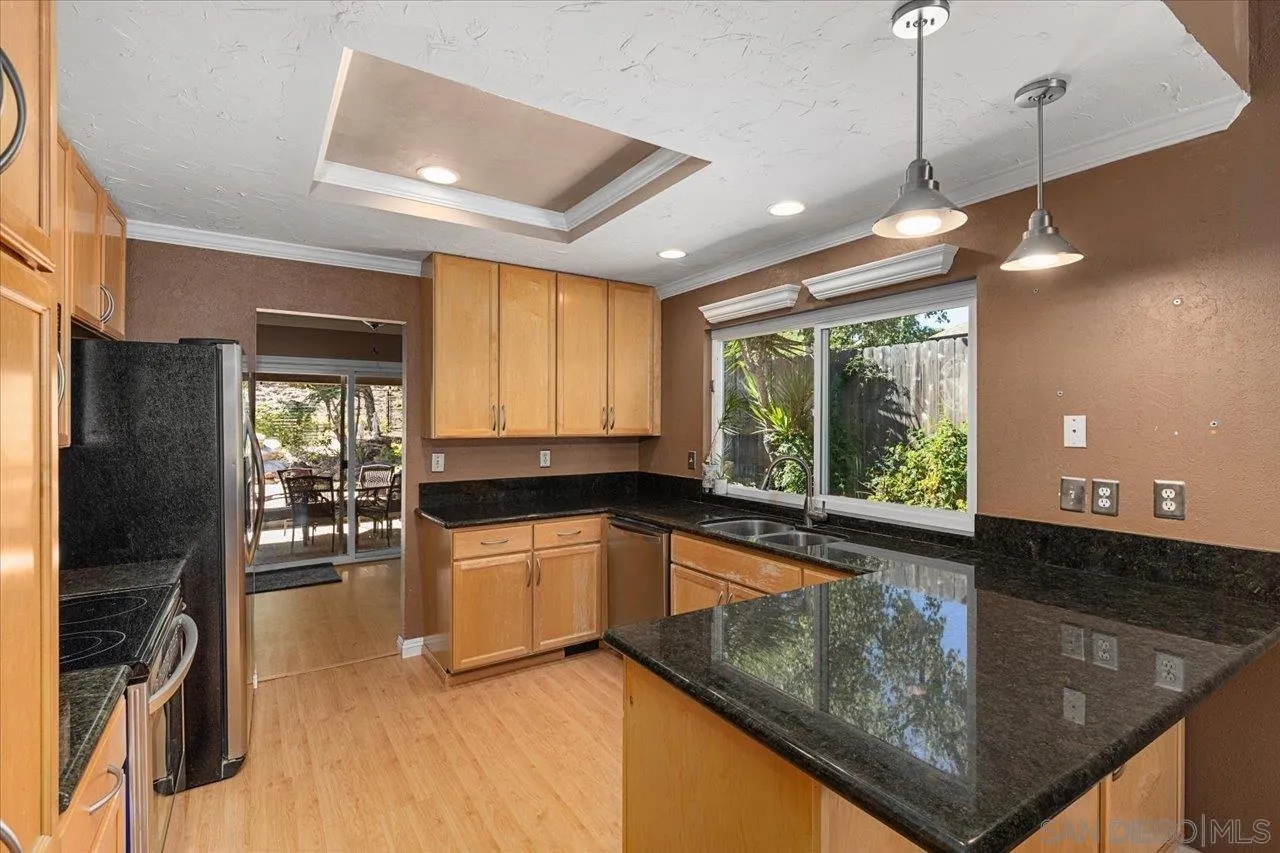 https://cdn.realtyfeed.com/cdn/127/250036837/a474b95aa8fa01a68f0b30d835b8ca85.webp
