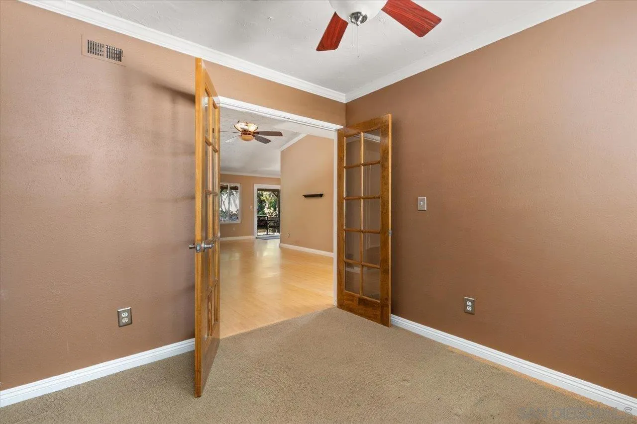 https://cdn.realtyfeed.com/cdn/127/250036837/ac1a654da2970f244b61df89ee40a5a7.webp