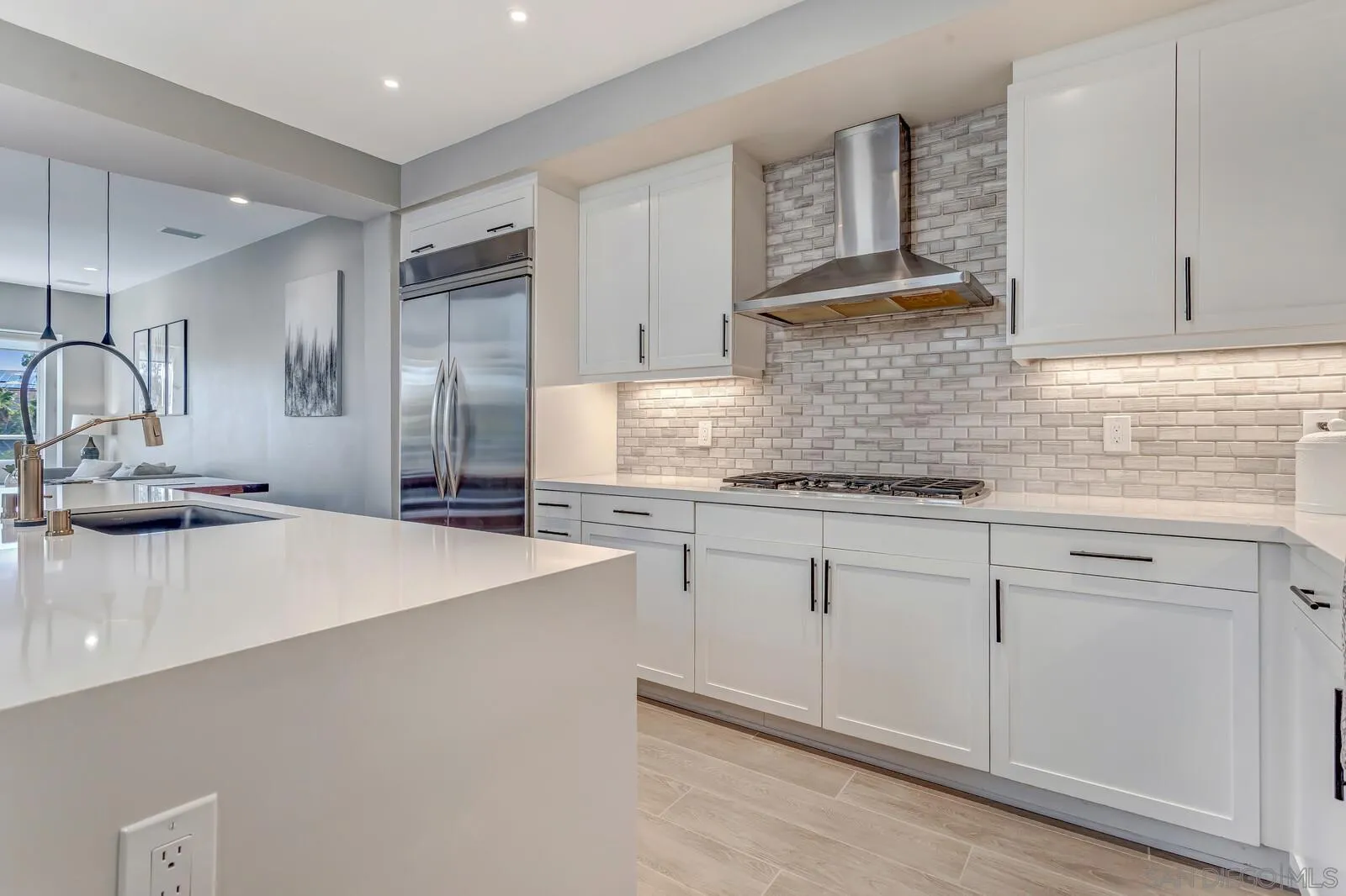 https://cdn.realtyfeed.com/cdn/127/250036839/9bef60aafa0b1d4cc4a0a5e04760235a.webp