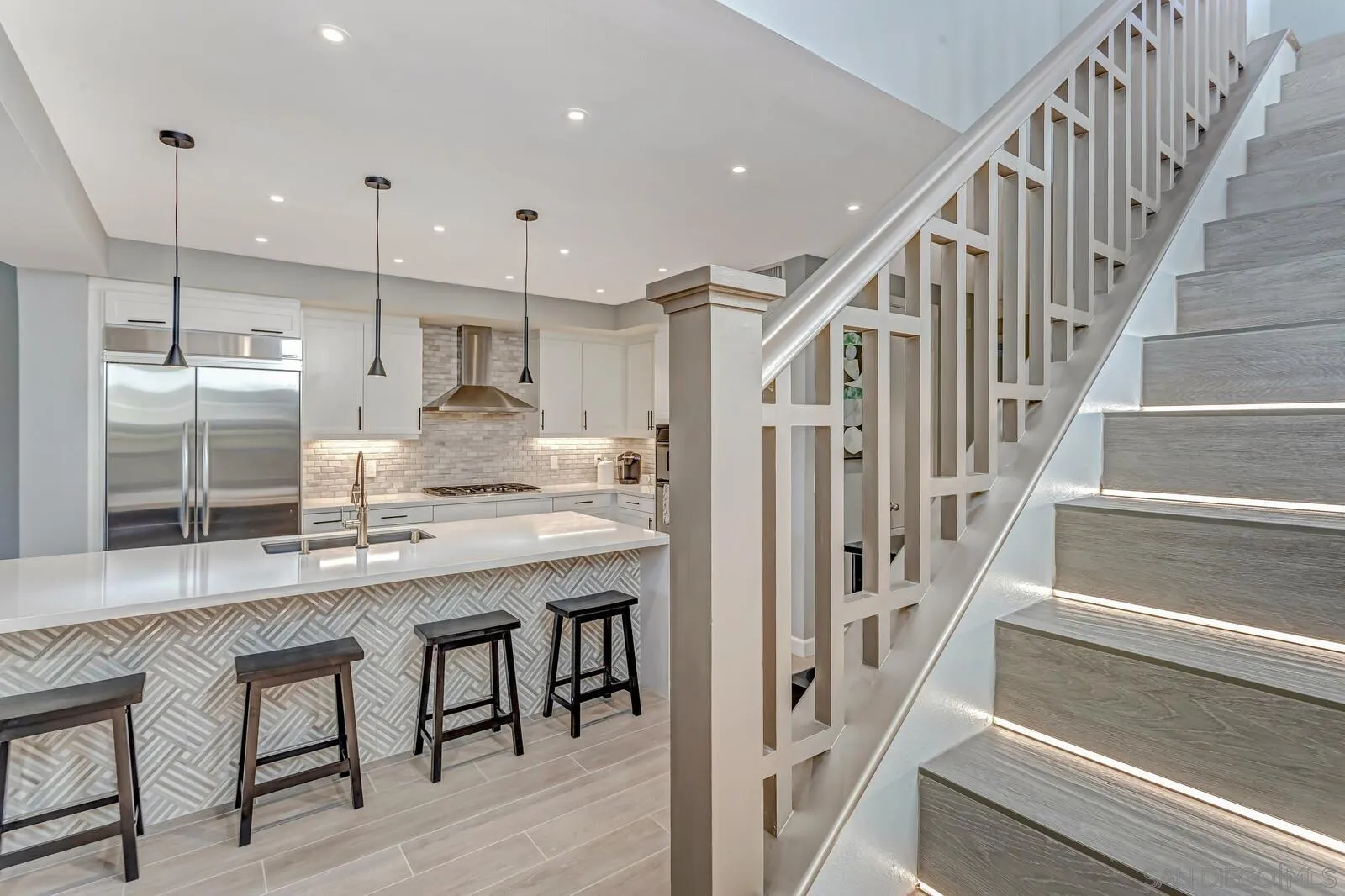https://cdn.realtyfeed.com/cdn/127/250036839/fecb24f29e9f96fd6509e059570757f4.webp