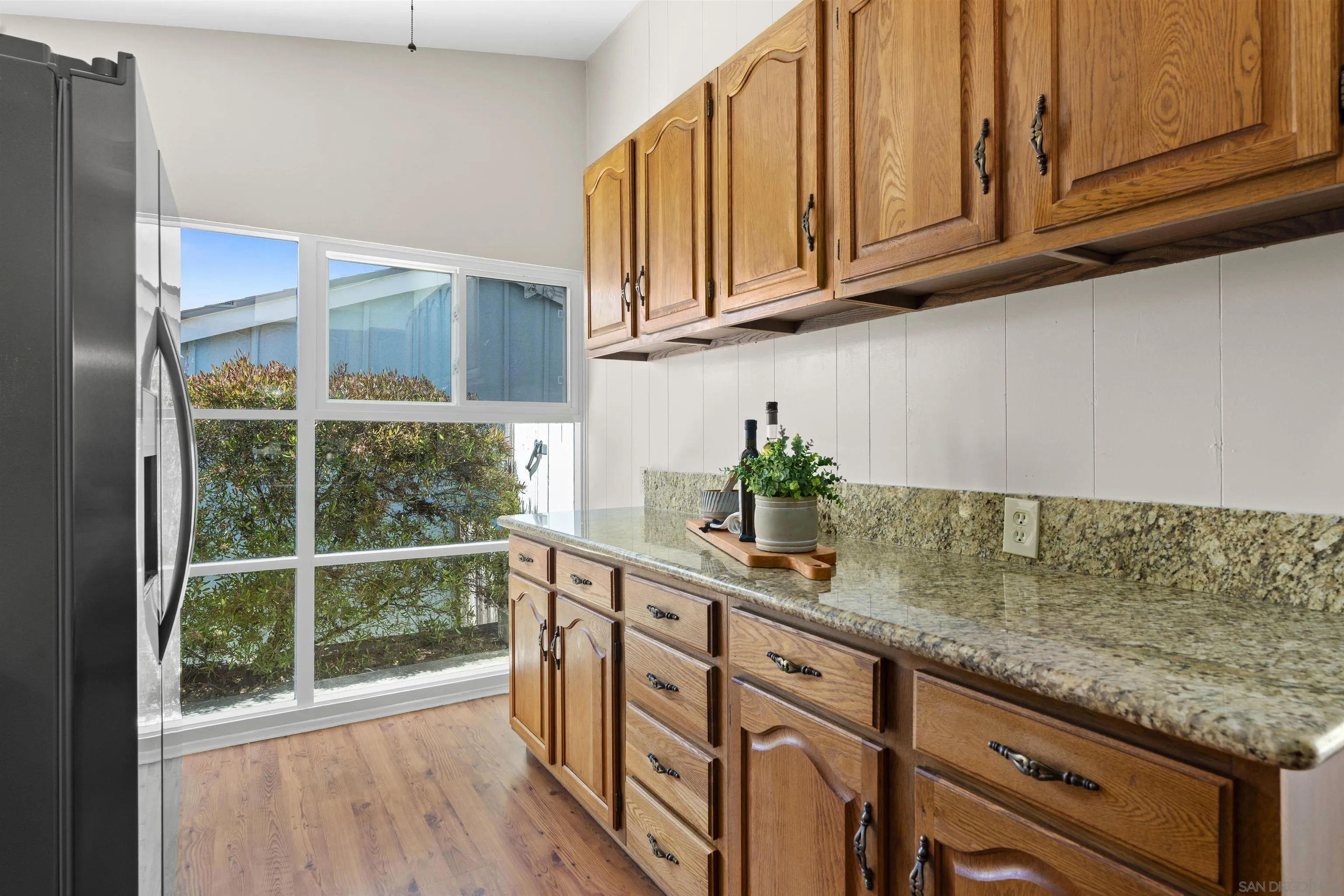 https://cdn.realtyfeed.com/cdn/127/250036840/07c5a1620c9d24bd541952c74f6bedf7.webp