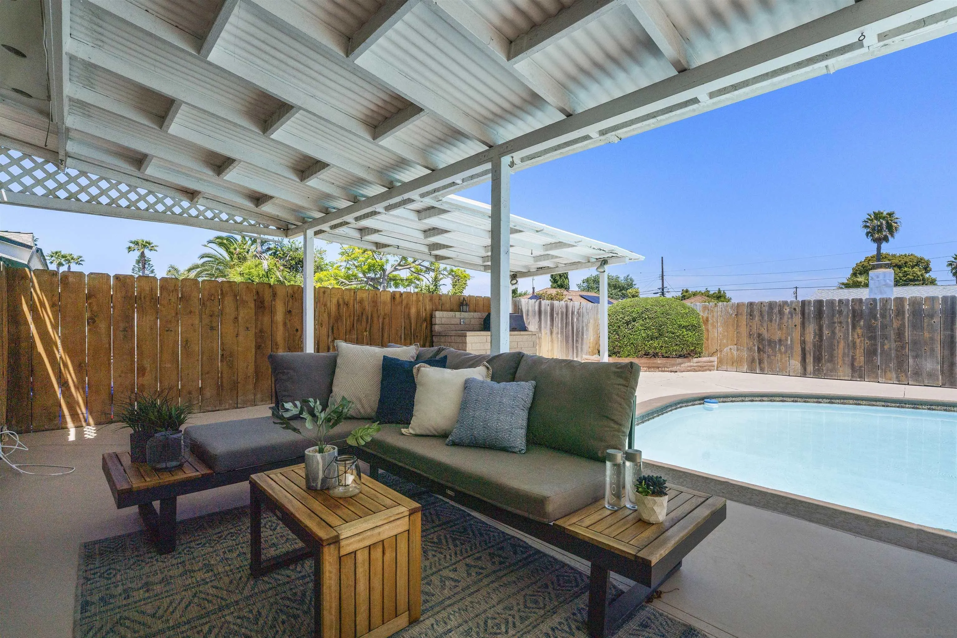 https://cdn.realtyfeed.com/cdn/127/250036840/26e025bda4c11a71ca61f2c7fd348a49.webp