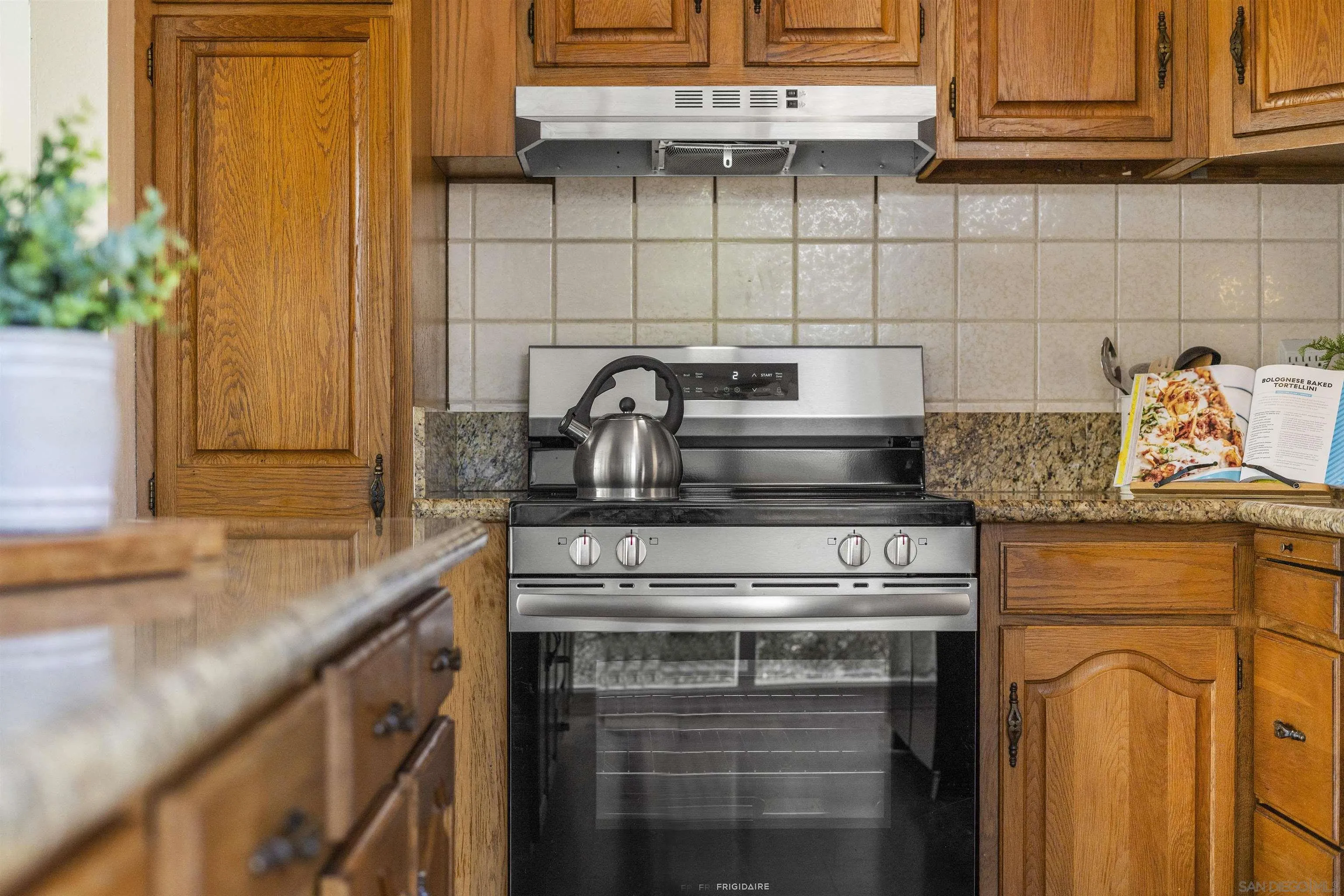 https://cdn.realtyfeed.com/cdn/127/250036840/5587302889a24199025c1dfe6ef8712f.webp