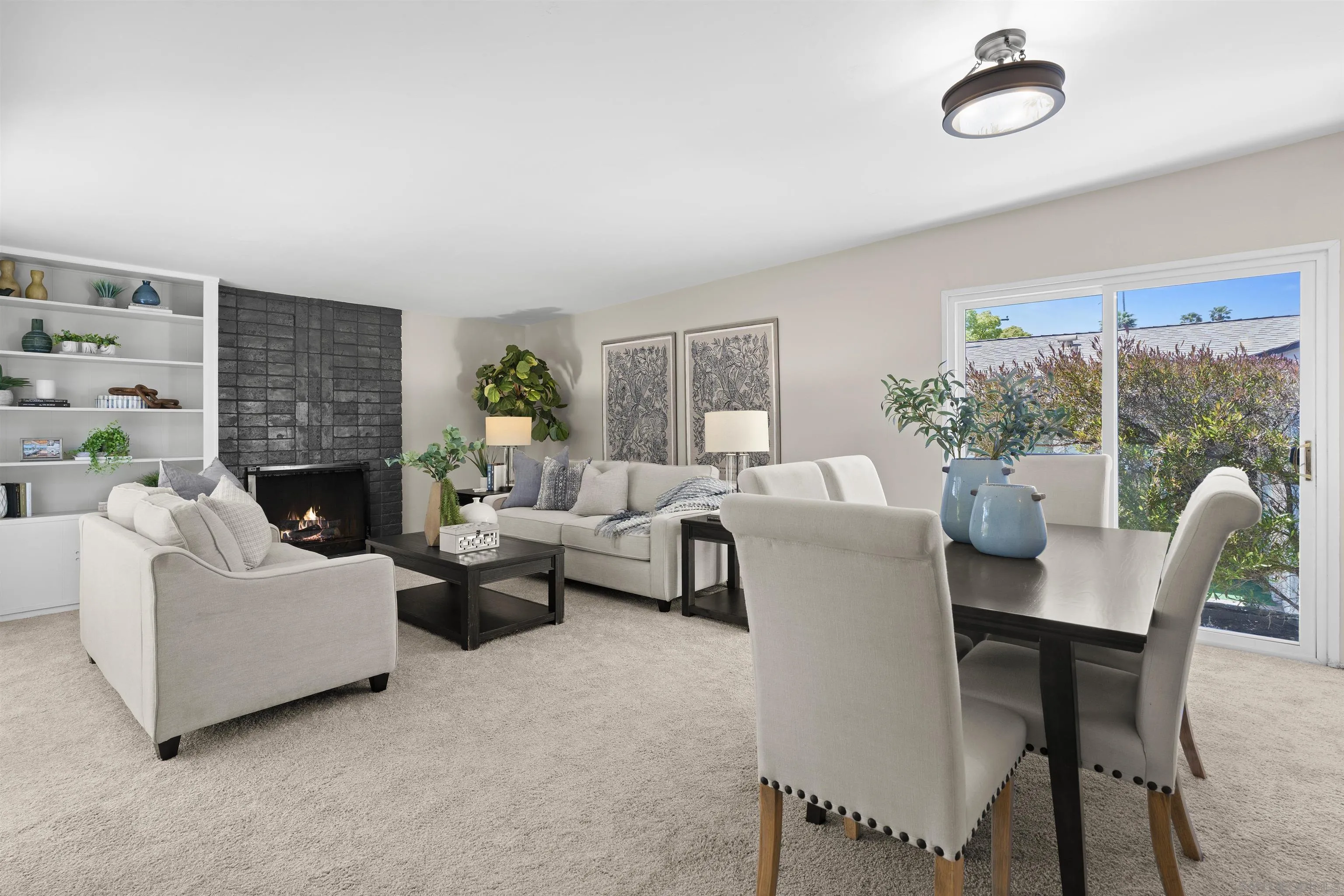 https://cdn.realtyfeed.com/cdn/127/250036840/571db516edeee0093bf1365557a12d4a.webp