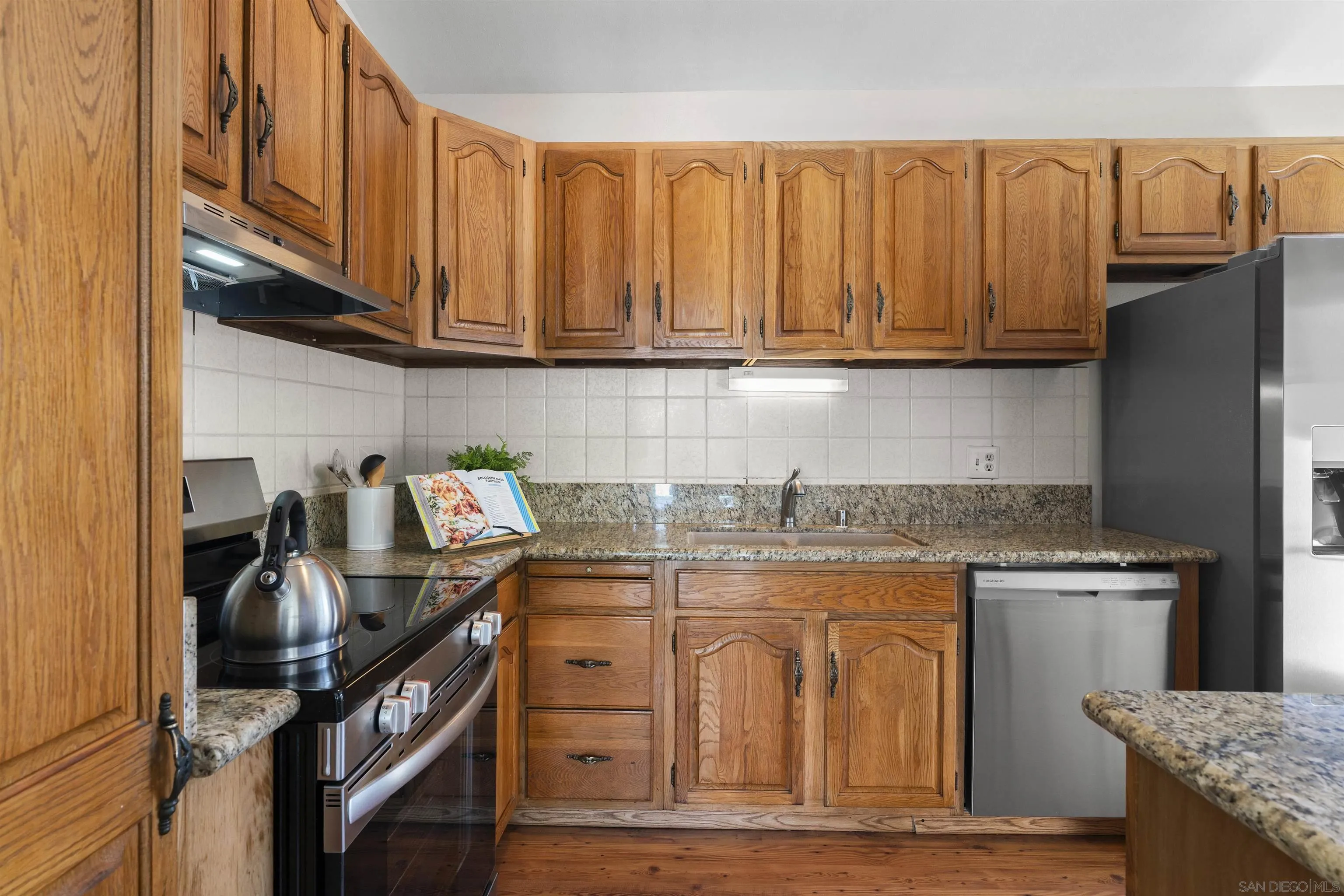 https://cdn.realtyfeed.com/cdn/127/250036840/d8270bd365c485f00a6781f241ee8519.webp