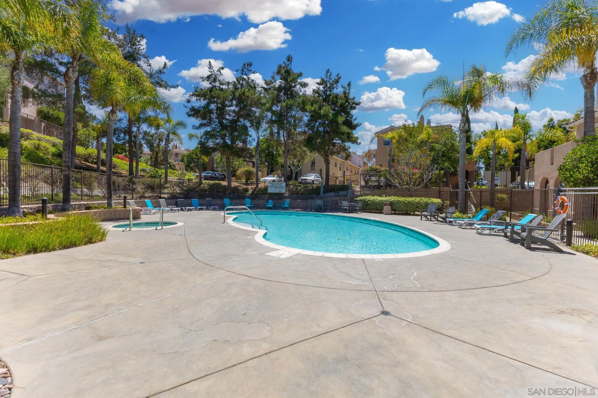 https://cdn.realtyfeed.com/cdn/127/250036841/d7ab176b6fb2142ff6986126e5eada82.webp