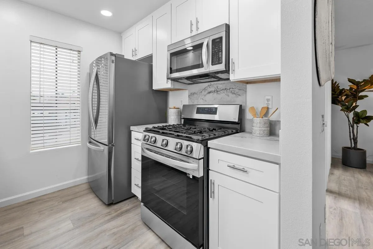 https://cdn.realtyfeed.com/cdn/127/250036844/57c3af88cb98c1e9a8152e9933ea5901.webp