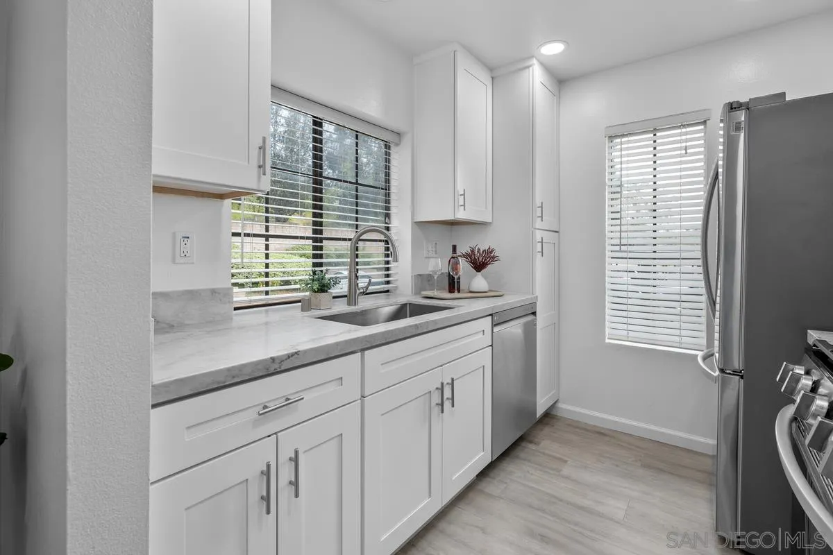 https://cdn.realtyfeed.com/cdn/127/250036844/af7644975d292a4a02a7eb3e91e1d49c.webp