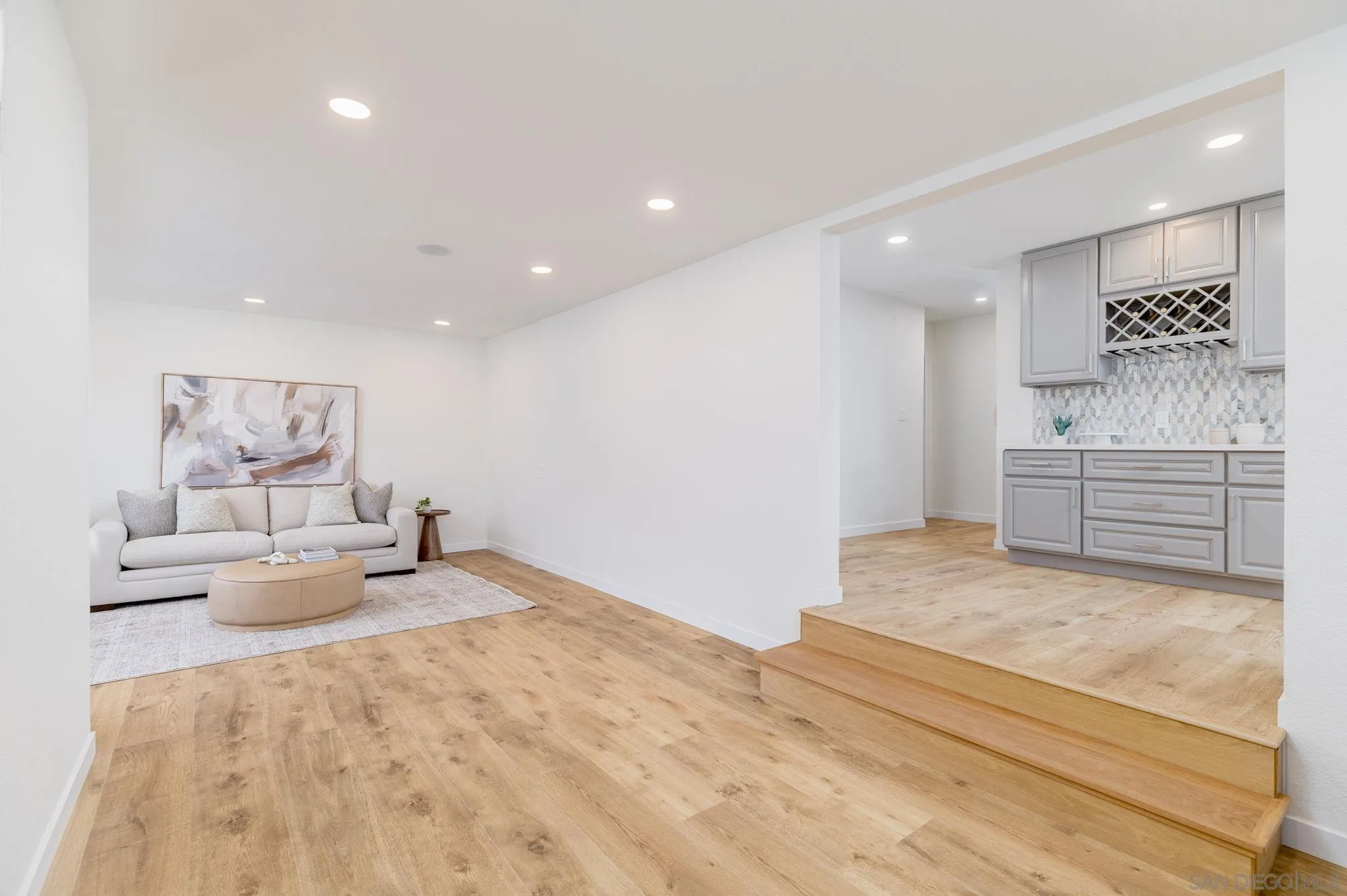 https://cdn.realtyfeed.com/cdn/127/250036845/15a8b5671325da6c209d478e2c9b1962.webp