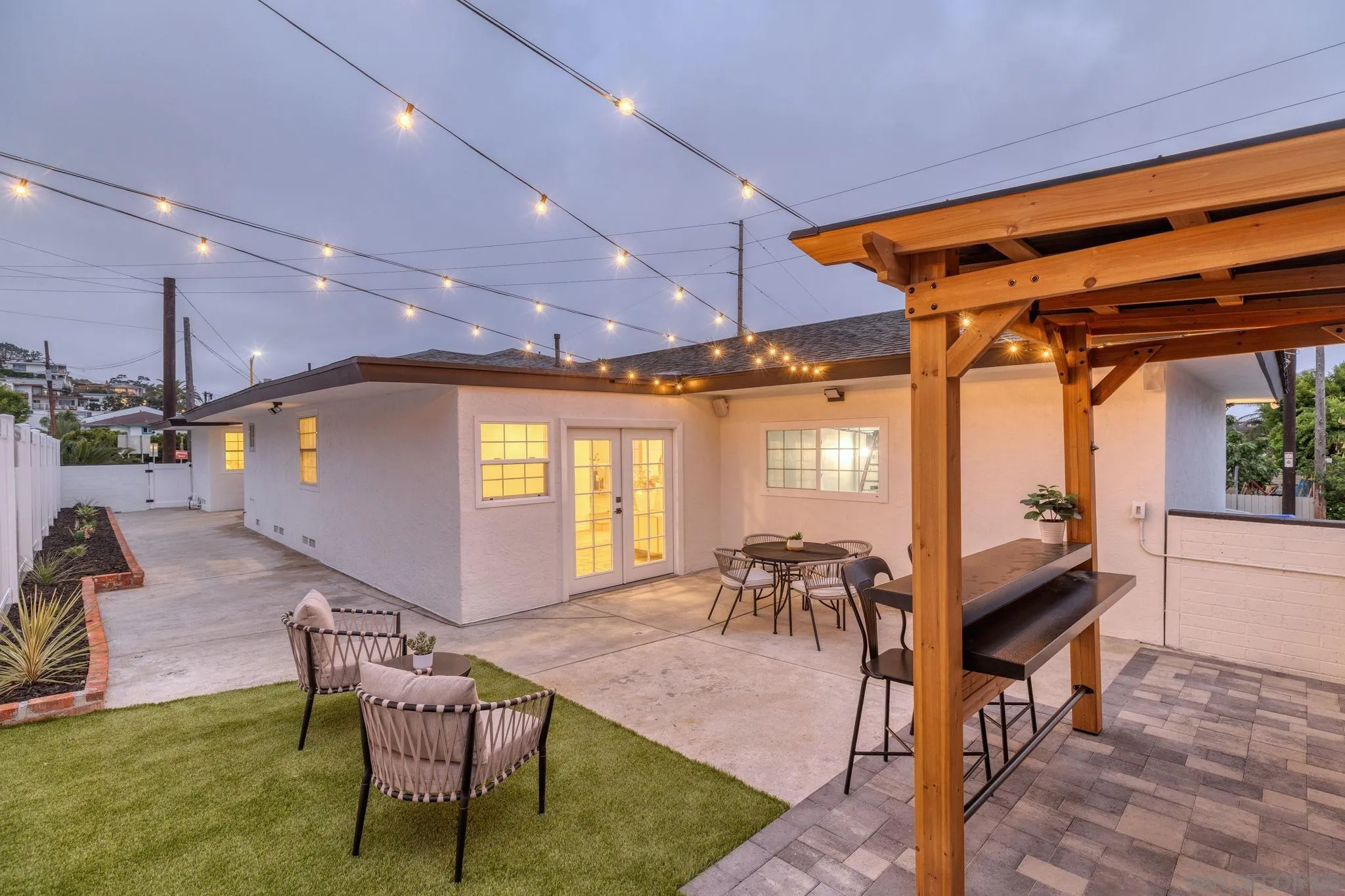 https://cdn.realtyfeed.com/cdn/127/250036845/31c06d425edae3f2d79c6613071f11e6.webp