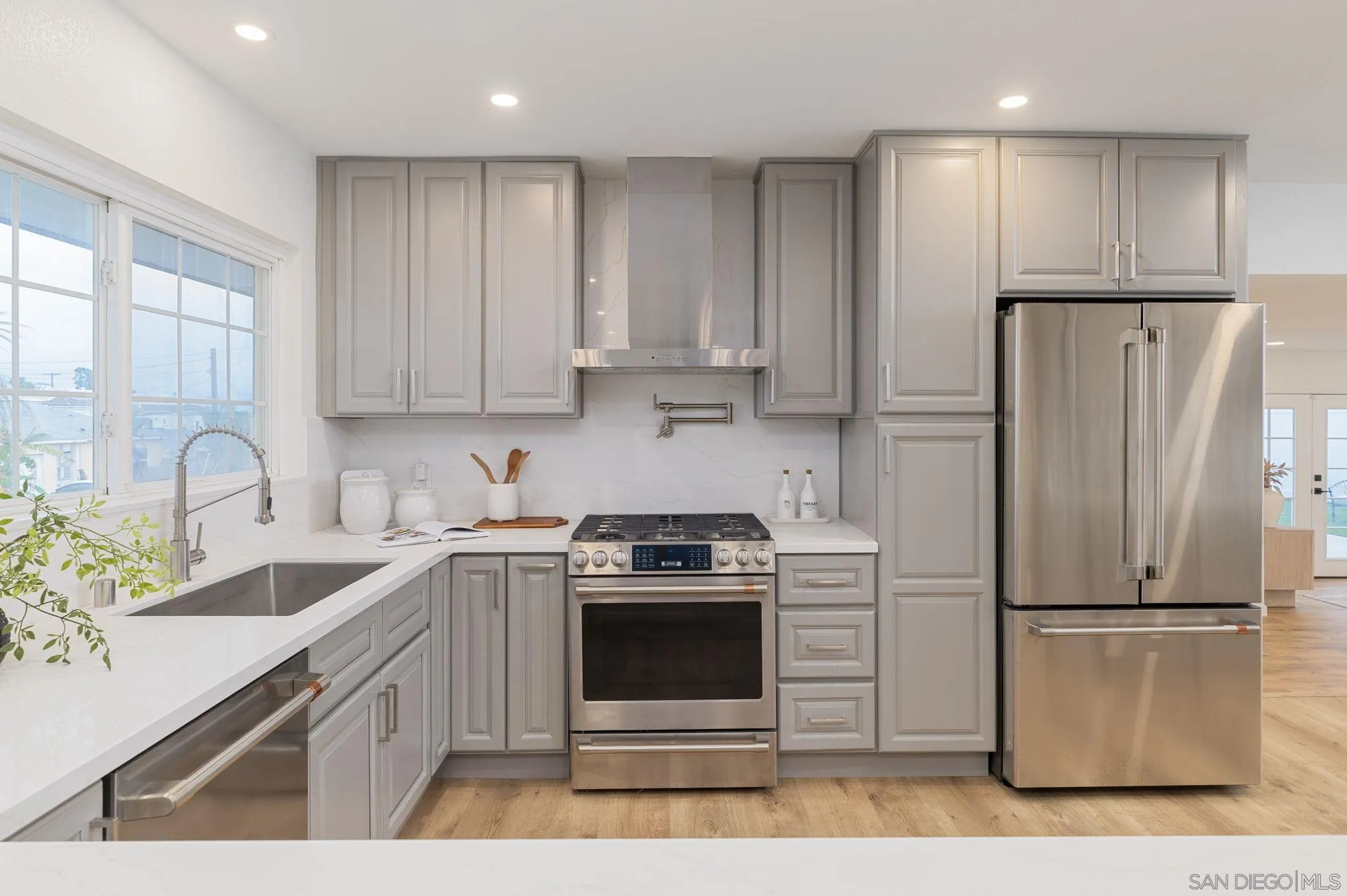 https://cdn.realtyfeed.com/cdn/127/250036845/3ddef0549d565656f9f44b30b406d356.webp