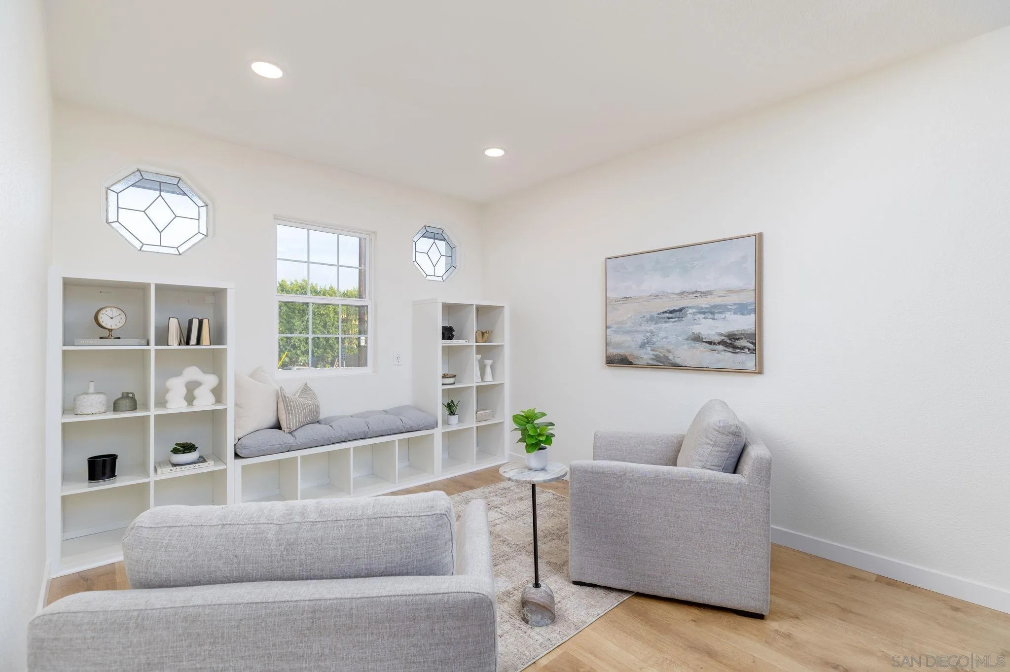 https://cdn.realtyfeed.com/cdn/127/250036845/504db767153dfda39a8109b72a0820b6.webp