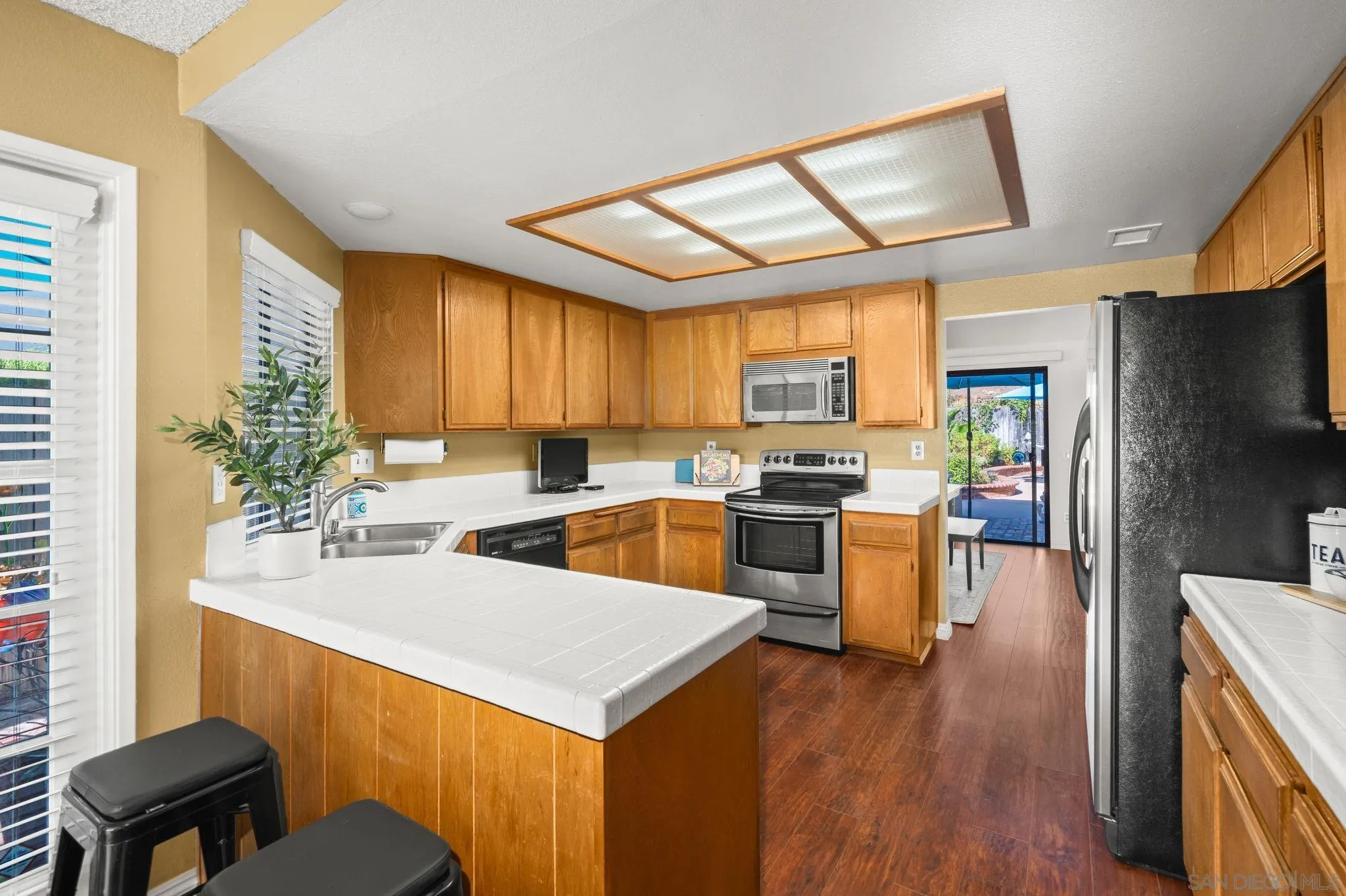 https://cdn.realtyfeed.com/cdn/127/250036846/0192138465d22e8b53bd8ec0e9ef36dc.webp