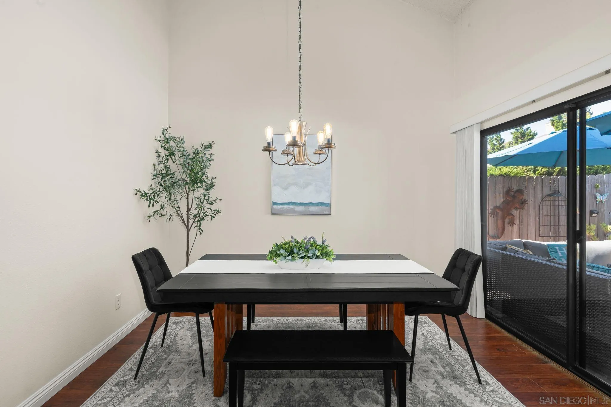 https://cdn.realtyfeed.com/cdn/127/250036846/4241e0f9f3e723e4abf0ce7957c9ec5d.webp