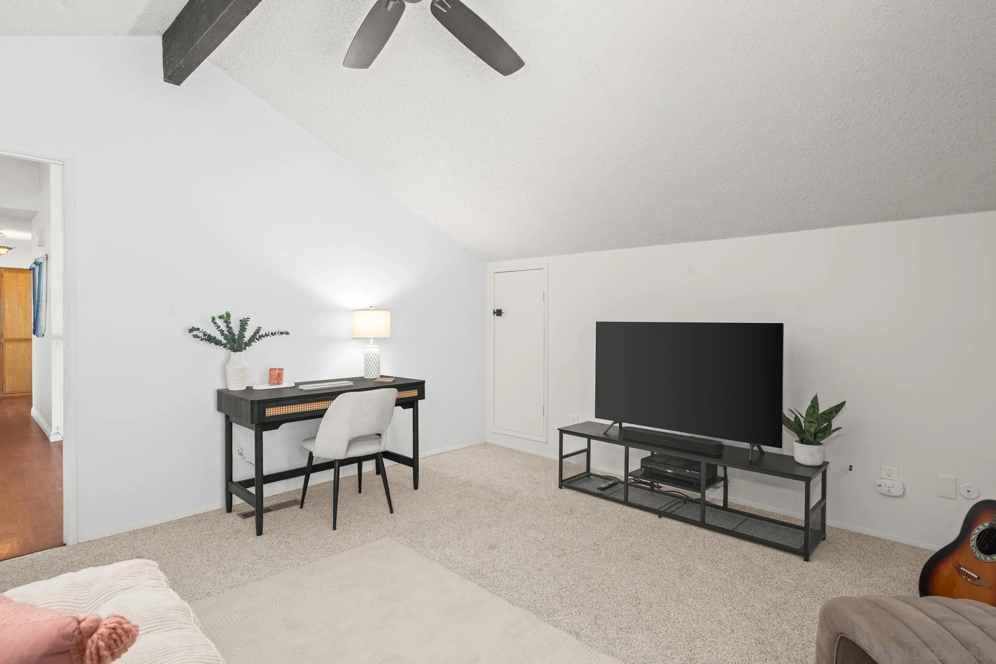 https://cdn.realtyfeed.com/cdn/127/250036846/4a671d1d497972712240adcecc3de4b2.webp