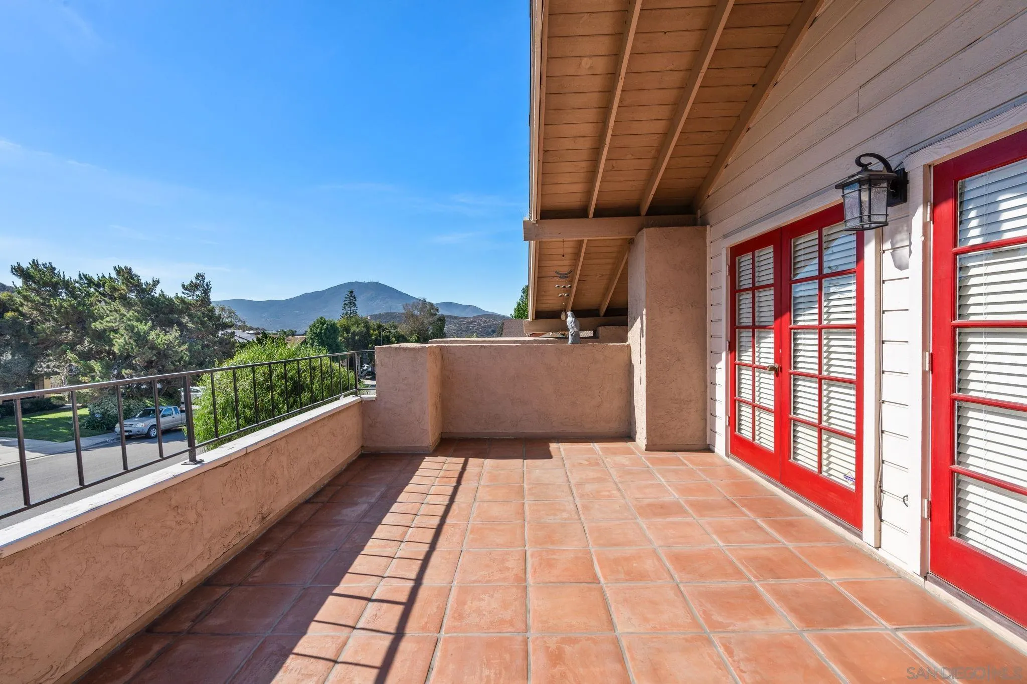 https://cdn.realtyfeed.com/cdn/127/250036846/591d5607d473306558fc92f37ee24718.webp