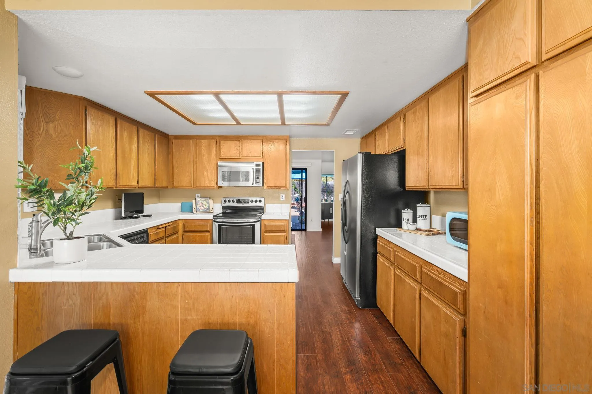 https://cdn.realtyfeed.com/cdn/127/250036846/83f7986667ce775cefbe70f751f44291.webp