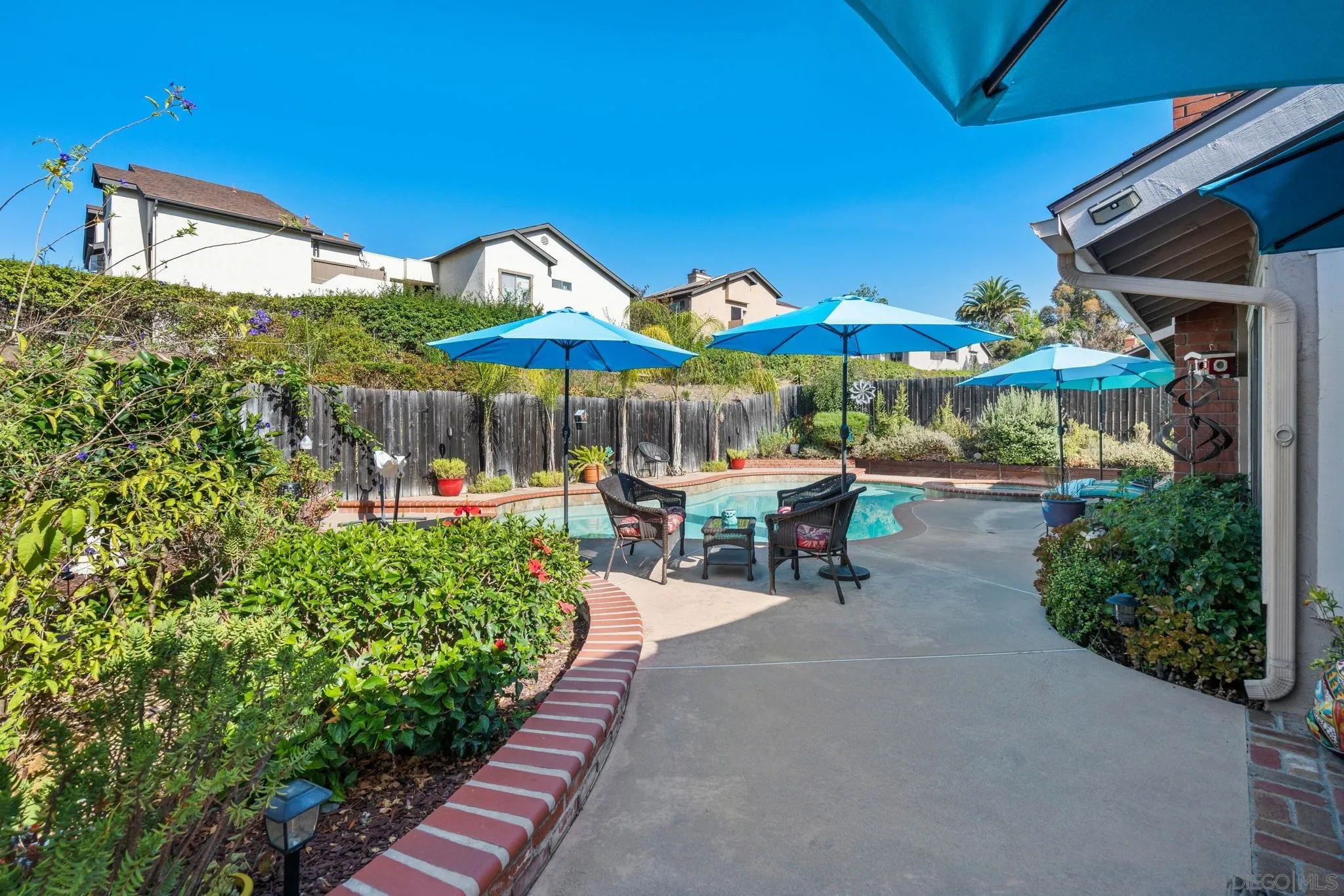 https://cdn.realtyfeed.com/cdn/127/250036846/c6f7d9a9cfaf3a9026f35279d8d13971.webp