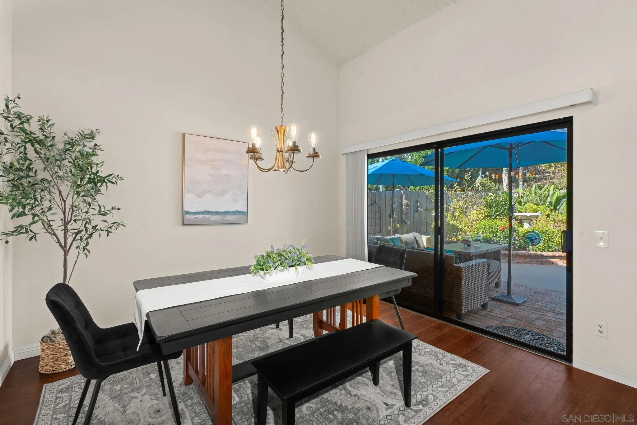 https://cdn.realtyfeed.com/cdn/127/250036846/d2a7fcb2c04157593e22469d6b439c38.webp