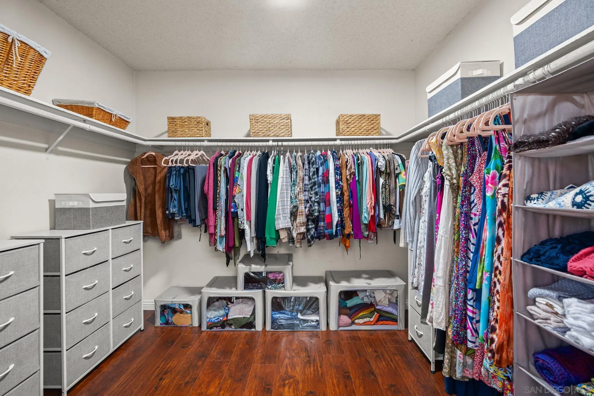 https://cdn.realtyfeed.com/cdn/127/250036846/d5a3788701cf8f0ca8f2bcb9c4eb84c7.webp