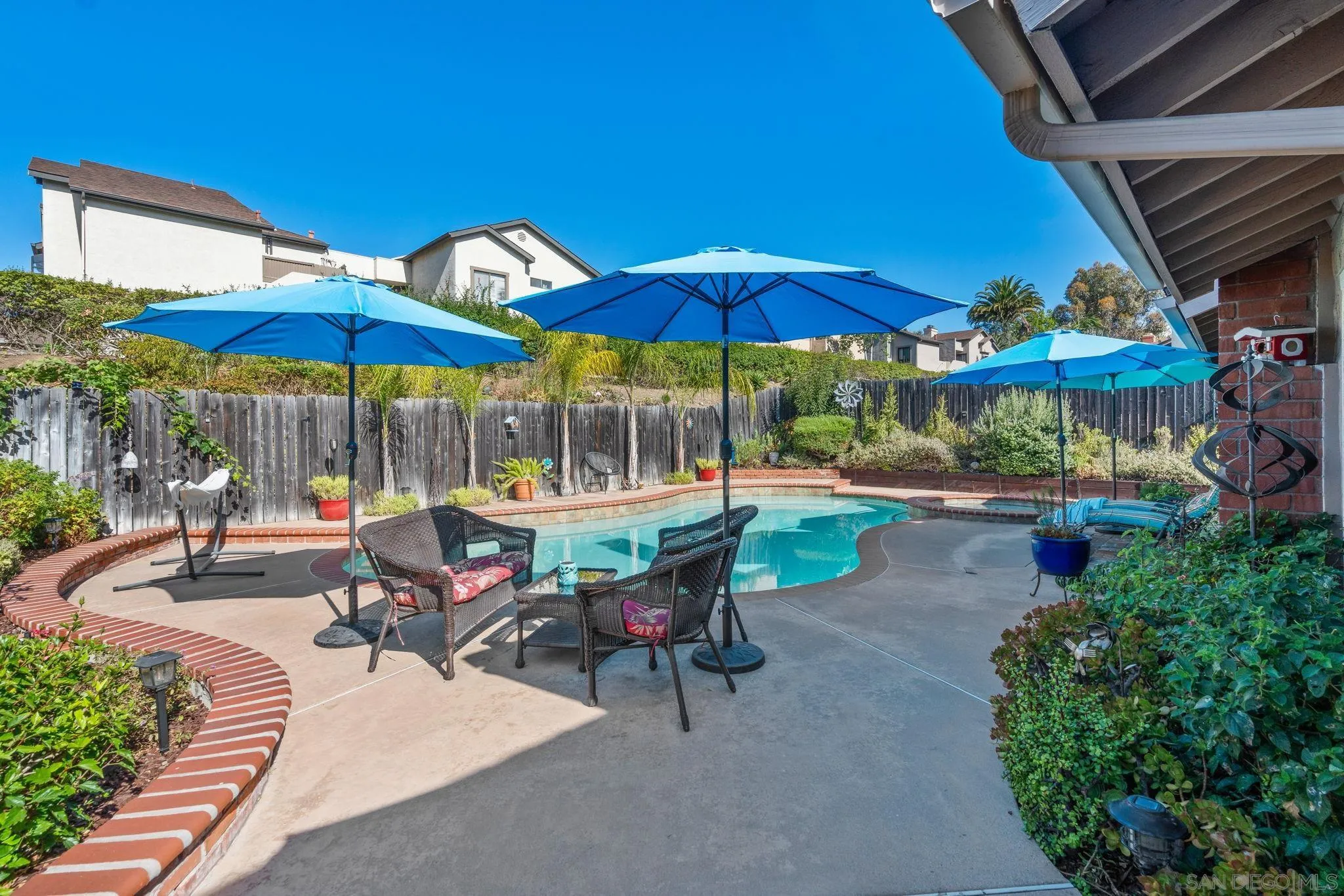 https://cdn.realtyfeed.com/cdn/127/250036846/d74089a0ef7cc66779e455a3cb64a74b.webp