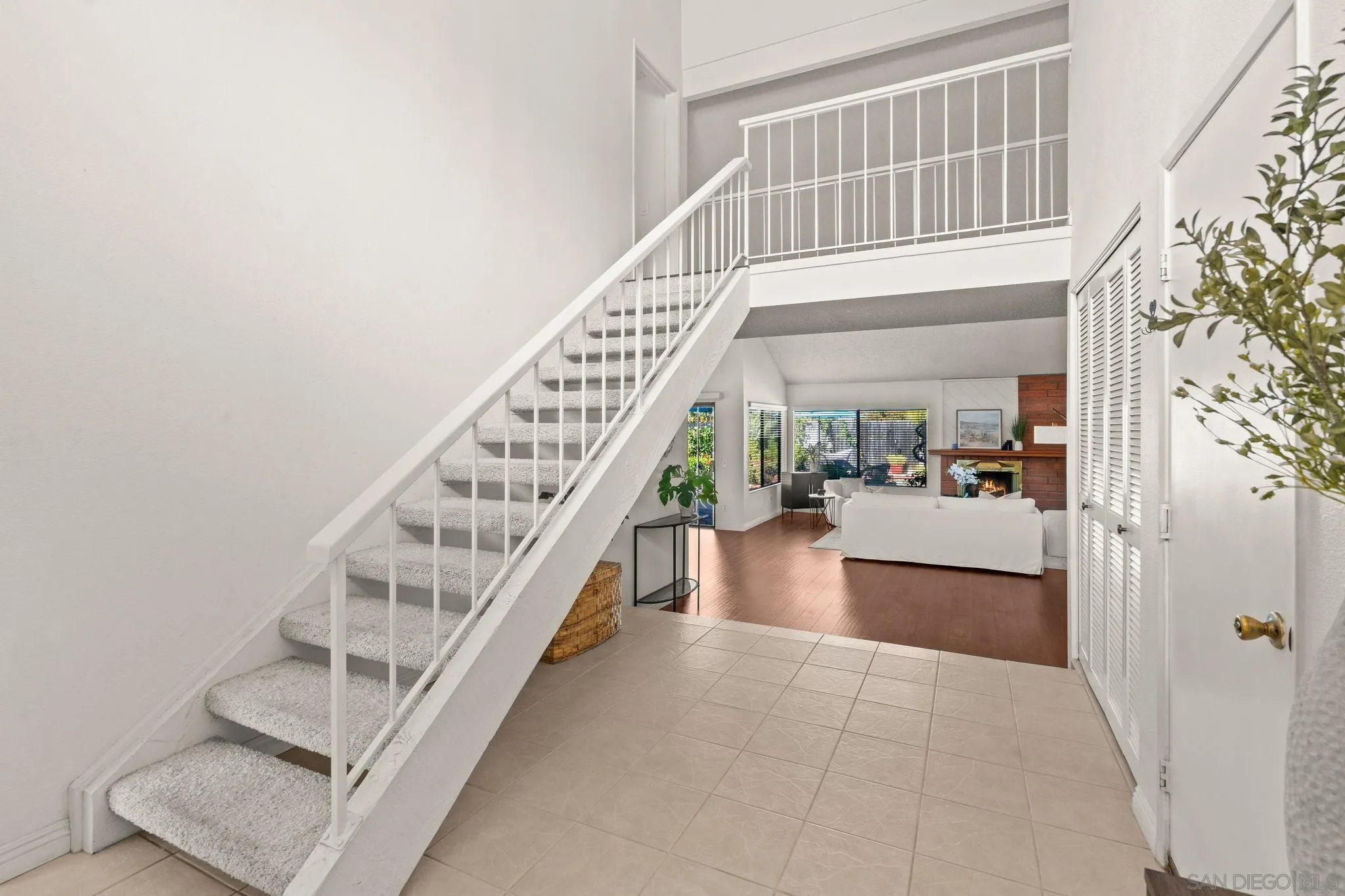 https://cdn.realtyfeed.com/cdn/127/250036846/fc1daa221c3ee2e903c62577a92851d0.webp