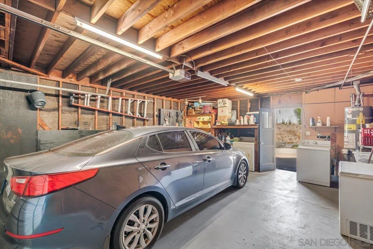 https://cdn.realtyfeed.com/cdn/127/250036847/37685e7acbc948c4b548ce151cd317da.webp