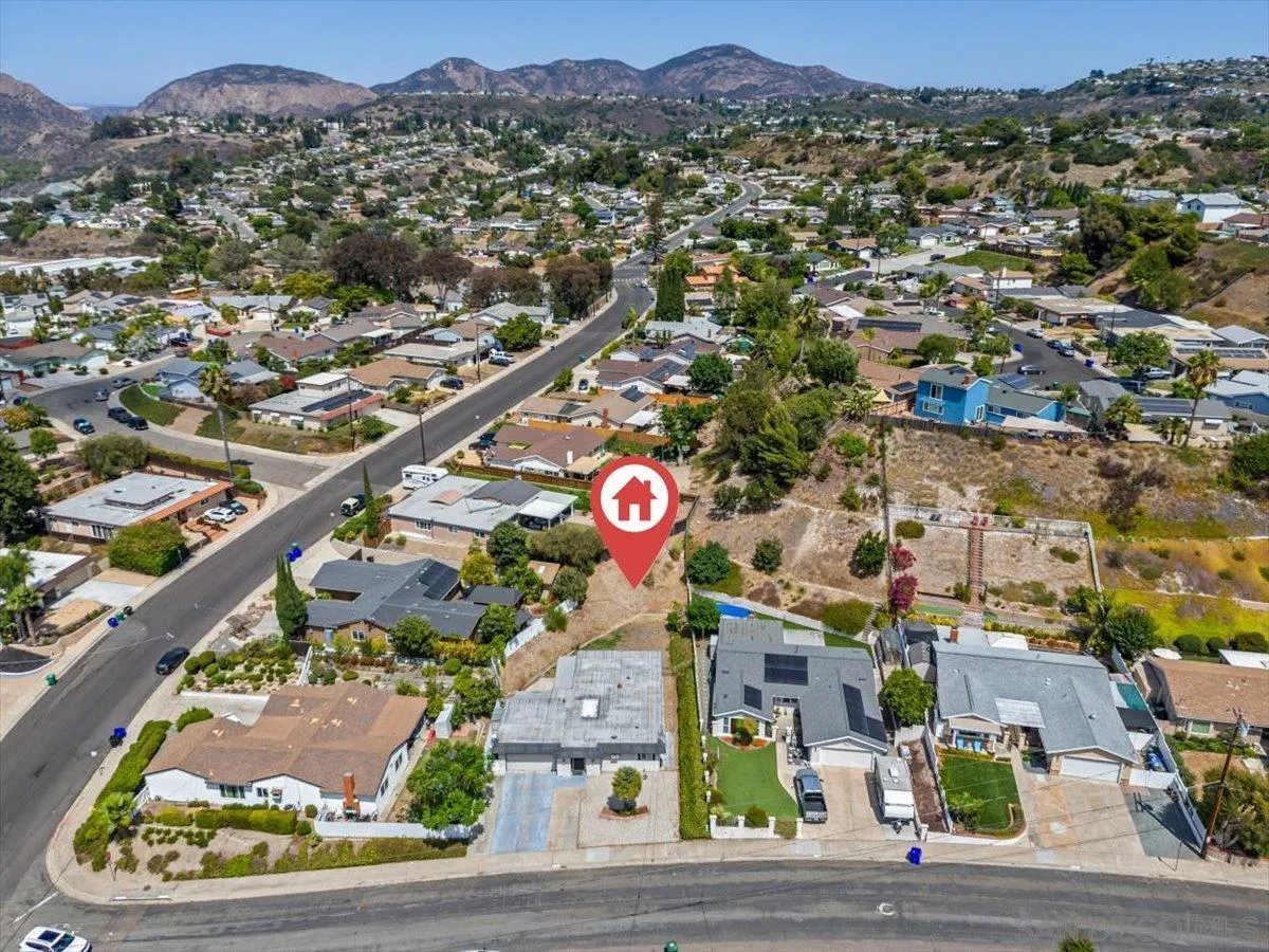 https://cdn.realtyfeed.com/cdn/127/250036847/430833c0311a32bd6a4eb47b217baac4.webp